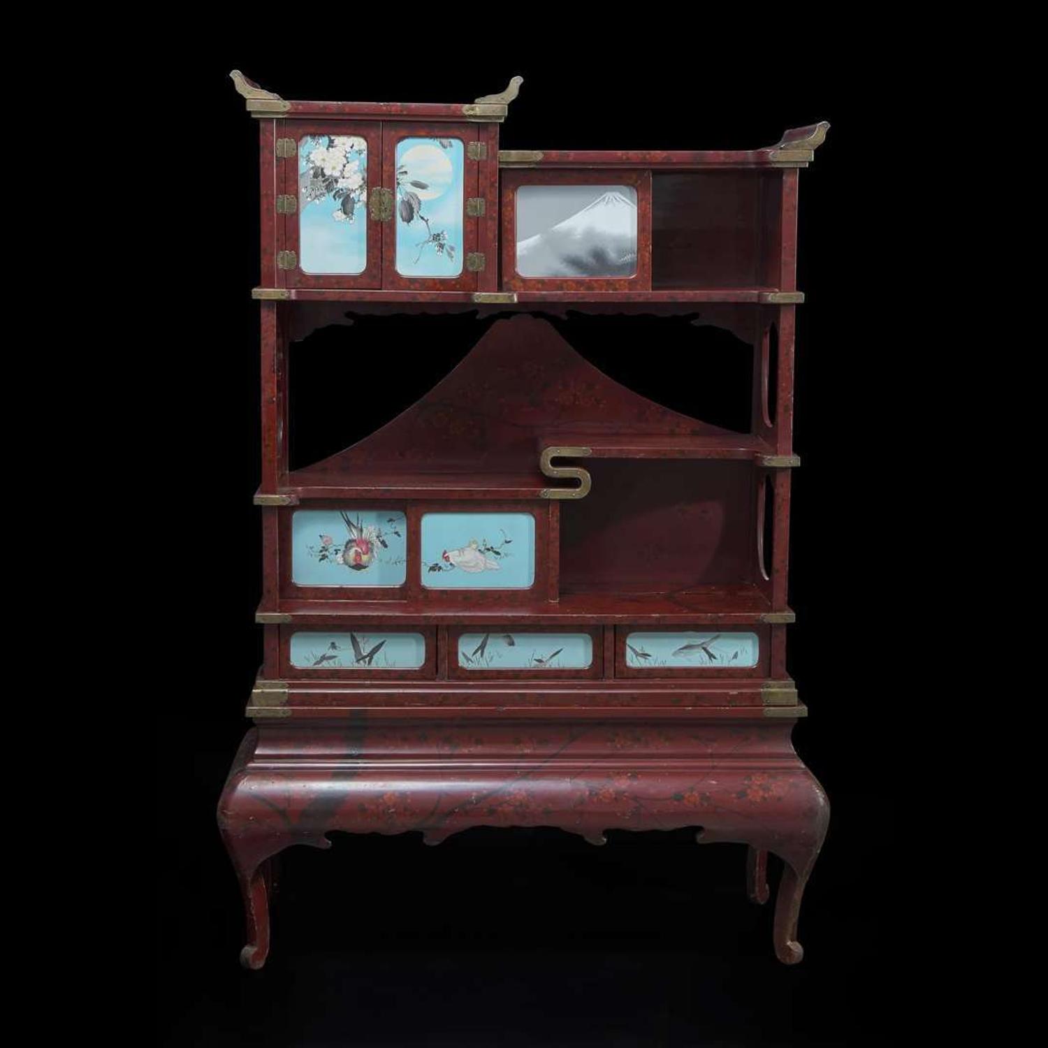 A Japanese lacquer display cabinet with cloisonné panels 日本漆器立柜及底座 Late Meiji period ????