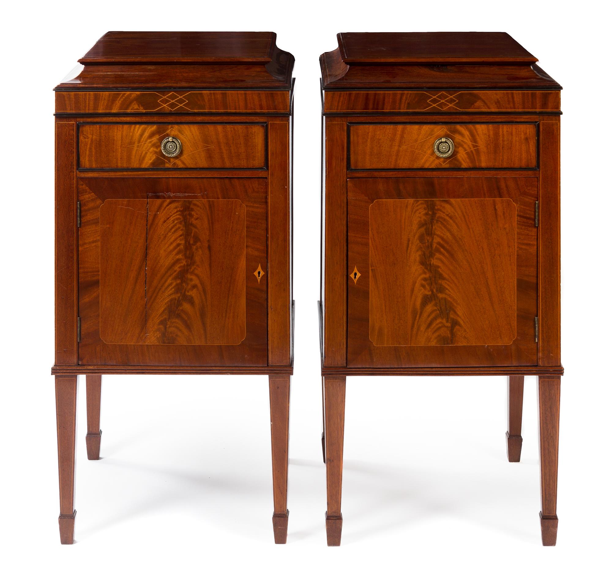 A Pair of Edwardian Style Mahogany Side Cabinets Height 41 1/4 x width 20 x depth 20 1/2 inches. — EARLY 20TH CENTURY