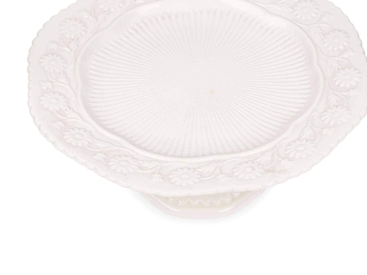 Three Mottahedeh Chalkware Dessert Service Articles