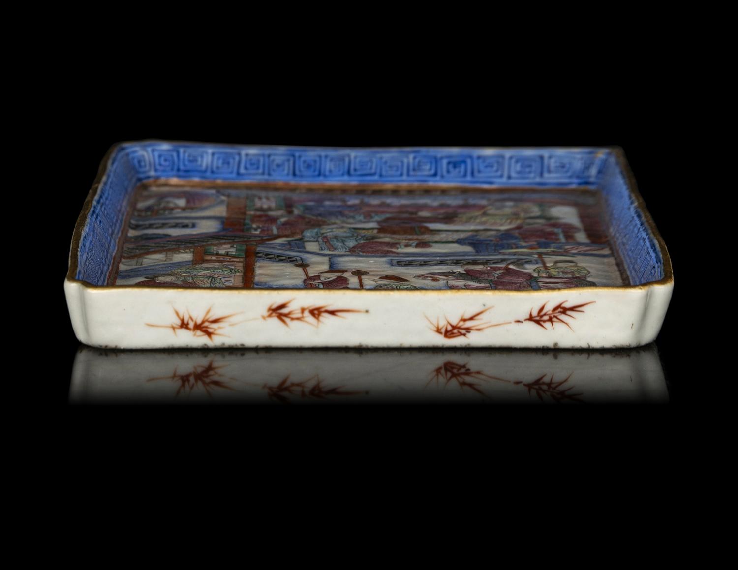 A Chinese Famille Rose Porcelain Rectangular Plate