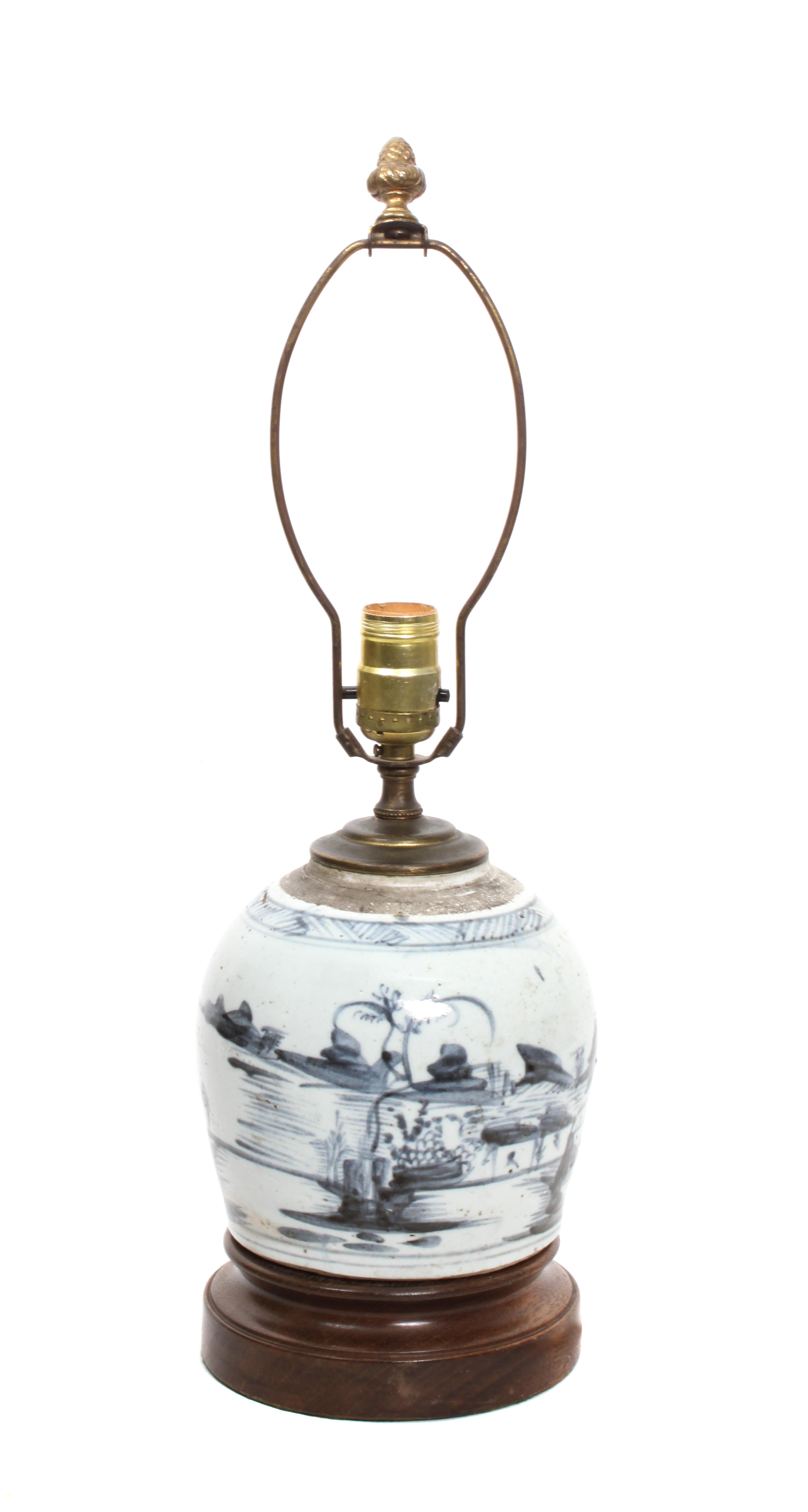A Pair of Chinese Export Ginger Jars Height 10 inches (larger)