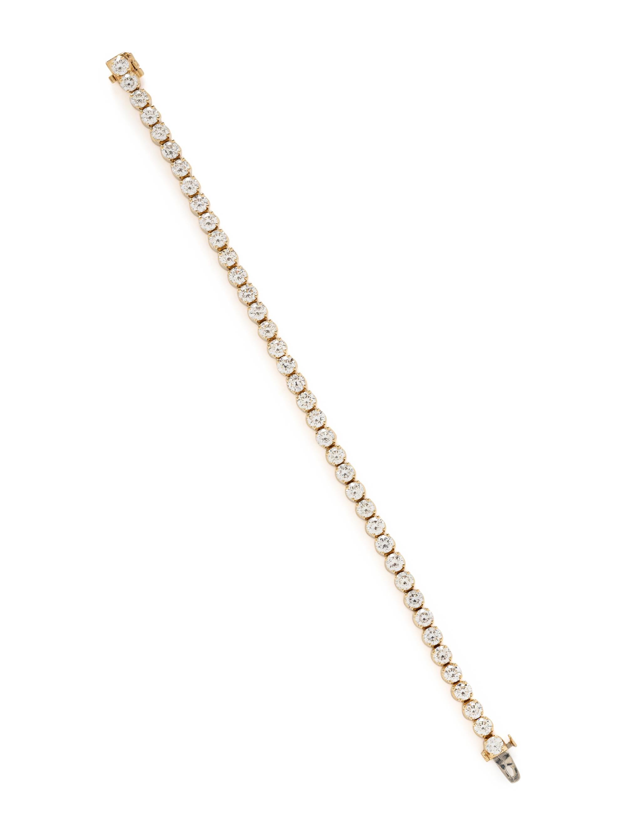 YELLOW GOLD AND DIAMOND TENNIS BRACELET