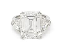 An Important Platinum and Diamond Ring, by Graff