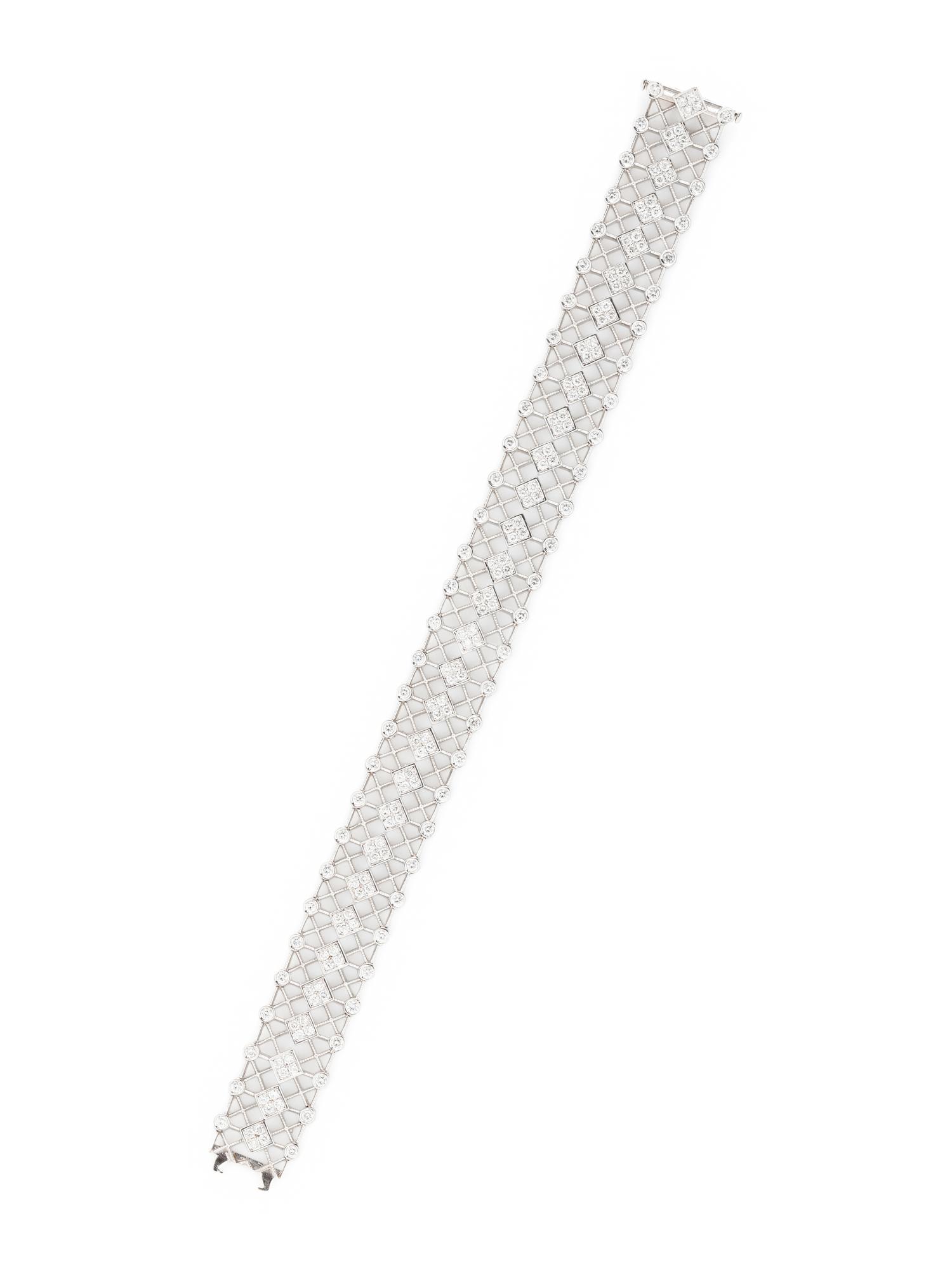 WHITE GOLD AND DIAMOND BRACELET
