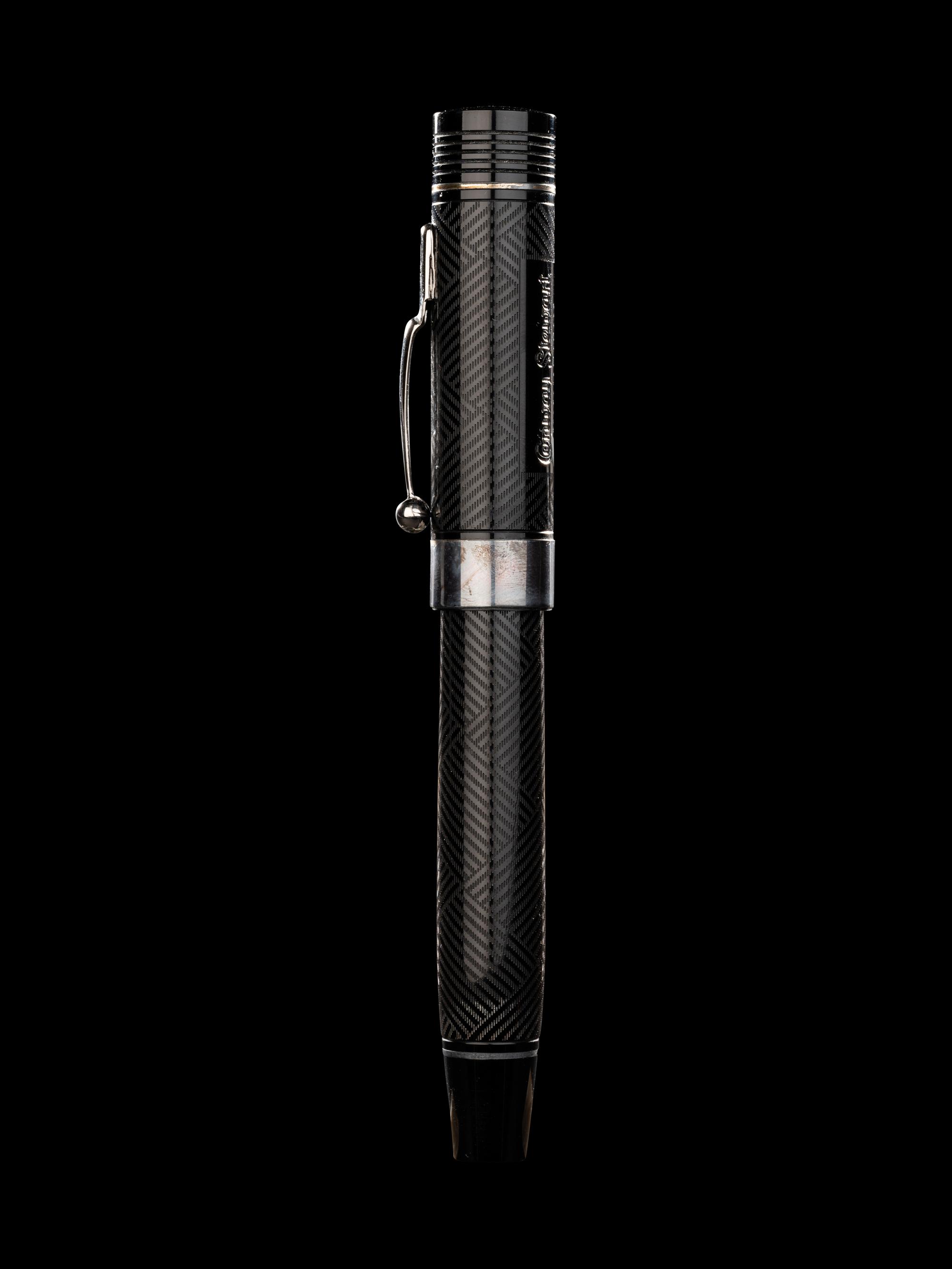 Conway Stewart: Churchill-Ebonite and Silver Trim Limited Edition Fountain Pen and Ink Set