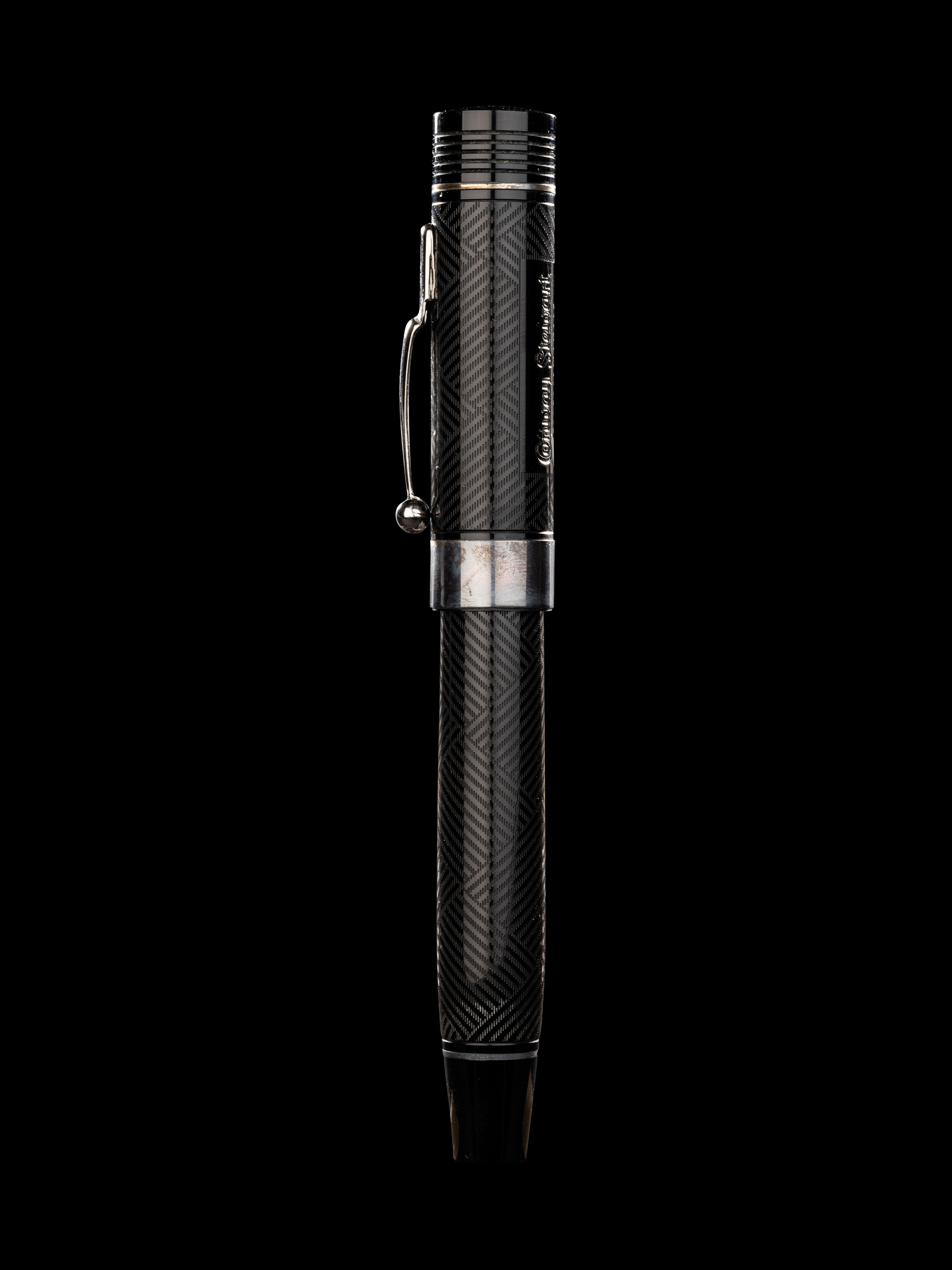 Conway Stewart: Churchill-Ebonite and Silver Trim Limited Edition Fountain Pen and Ink Set