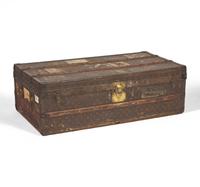 LOUIS VUITTON, ANTIQUE TRUNK