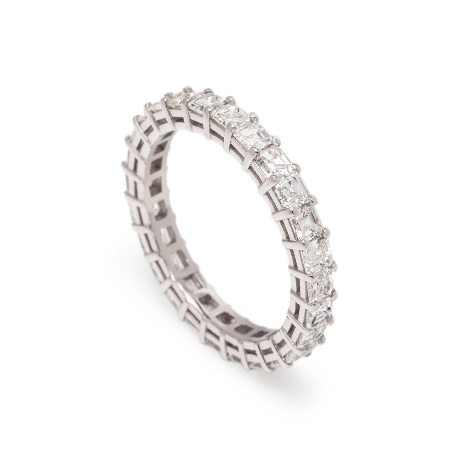 DIAMOND ETERNITY BAND