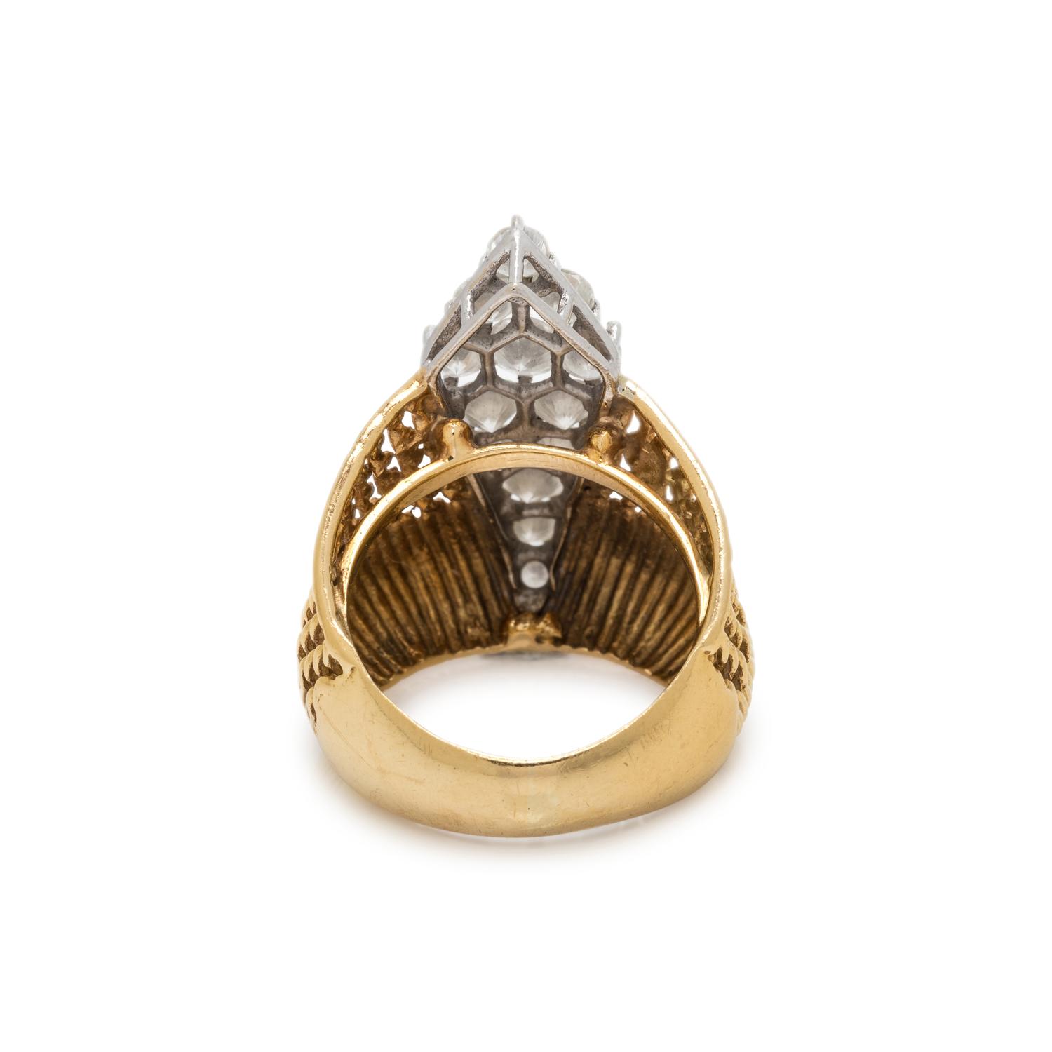 YELLOW GOLD AND DIAMOND RING