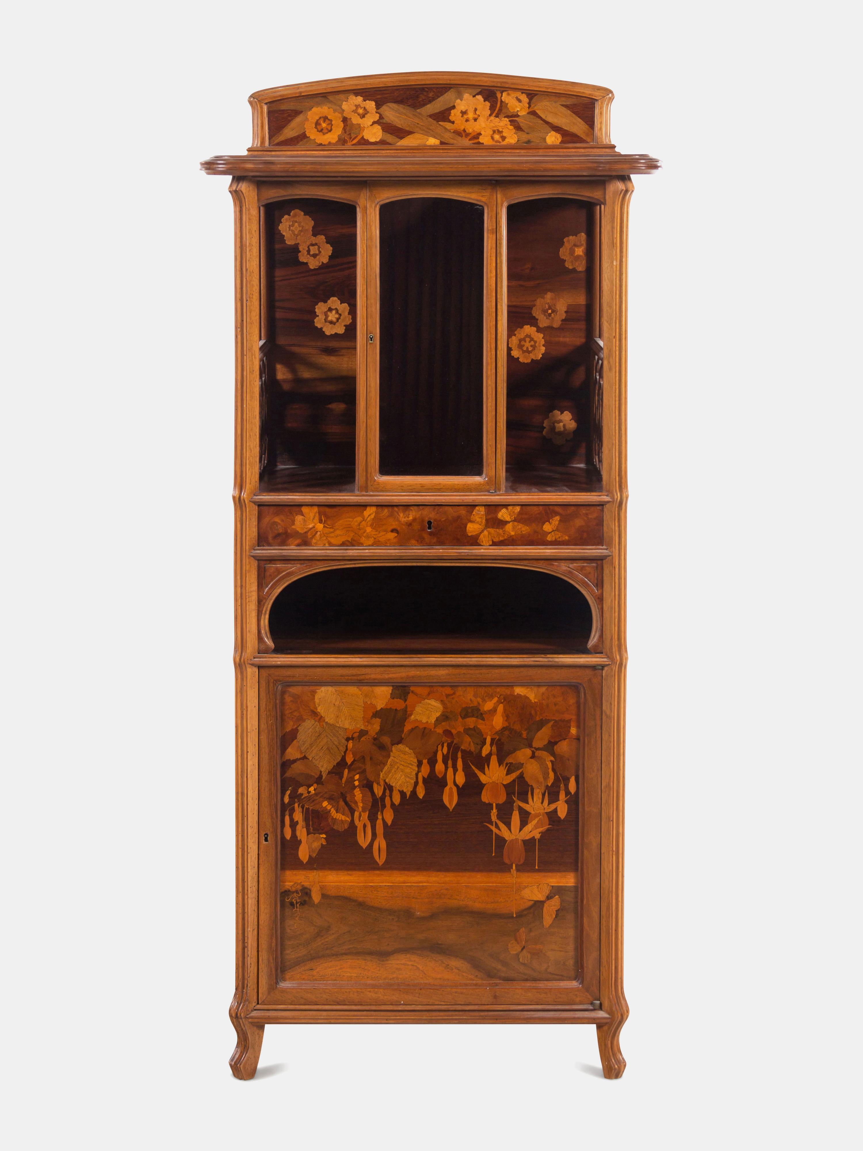 Vitrine, c. 1900