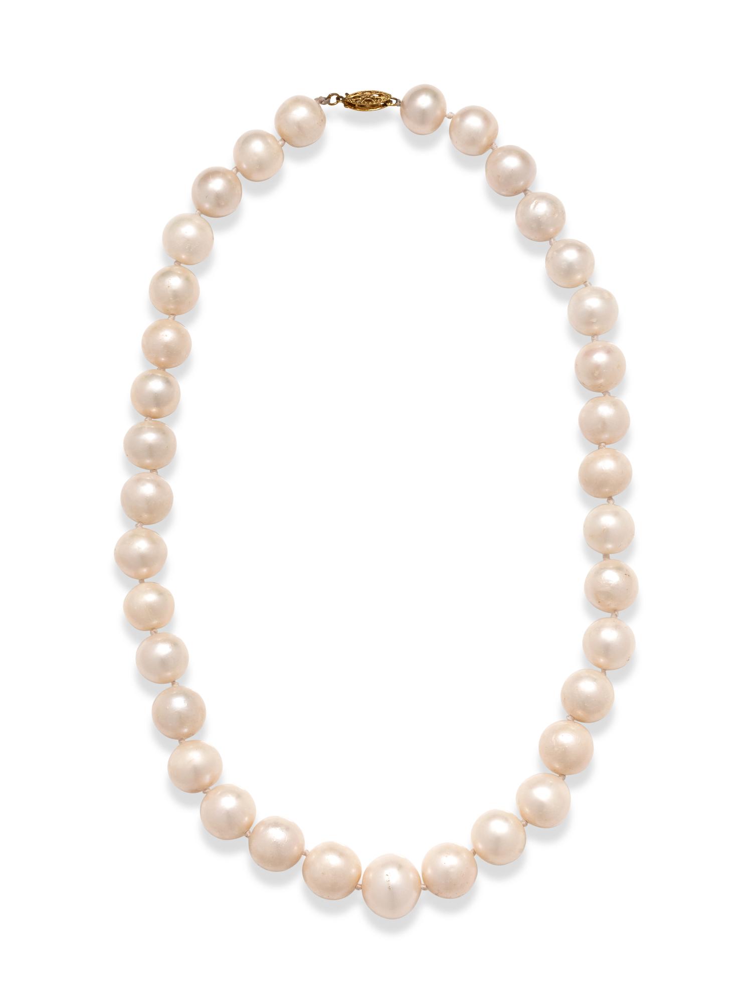 CULTURED SOUTH SEA PEARL NECKLACE