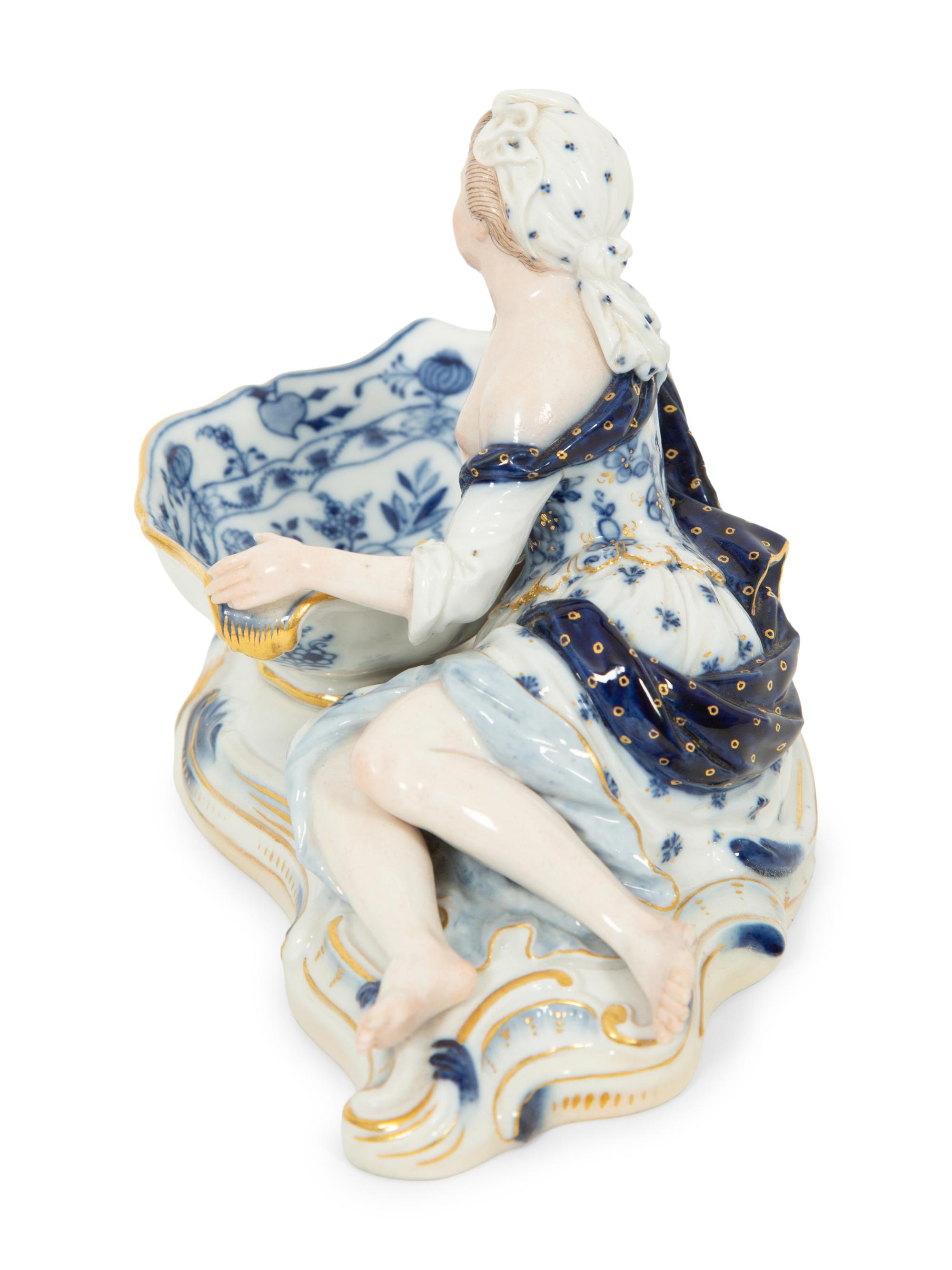 A Group of Three Meissen Porcelain Sweetmeat Dishes