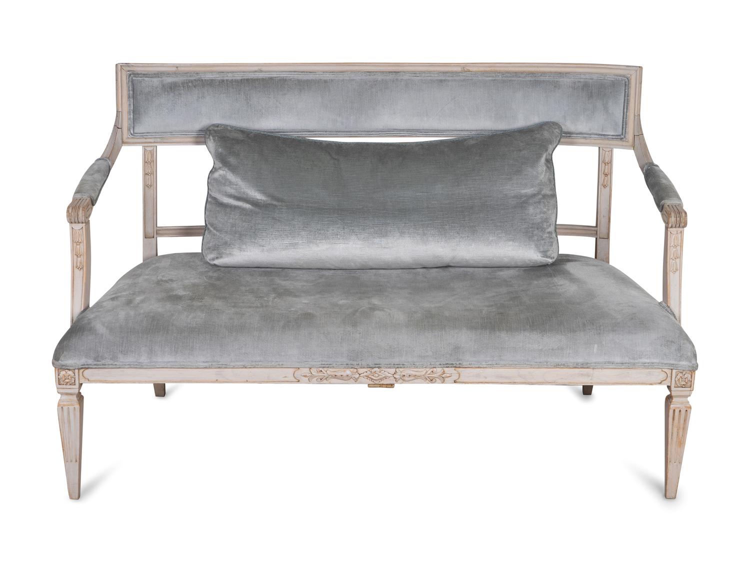A Swedish Neoclassical Style Painted Settee — EARLY 20TH CENTURY