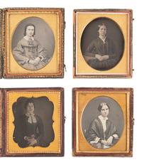 [EARLY PHOTOGRAPHY]. 20 daguerreotypes feat. women with gold accessories incl. example by PLUMBE.
