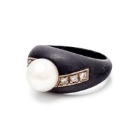 MARSH & CO., CULTURED PEARL AND DIAMOND RING