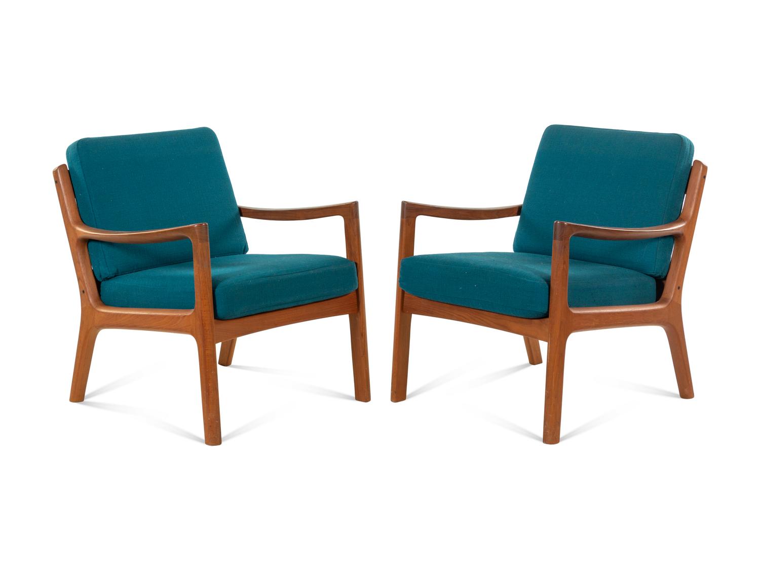 Pair of Lounge Chairs France & Daverkosen, Denmark