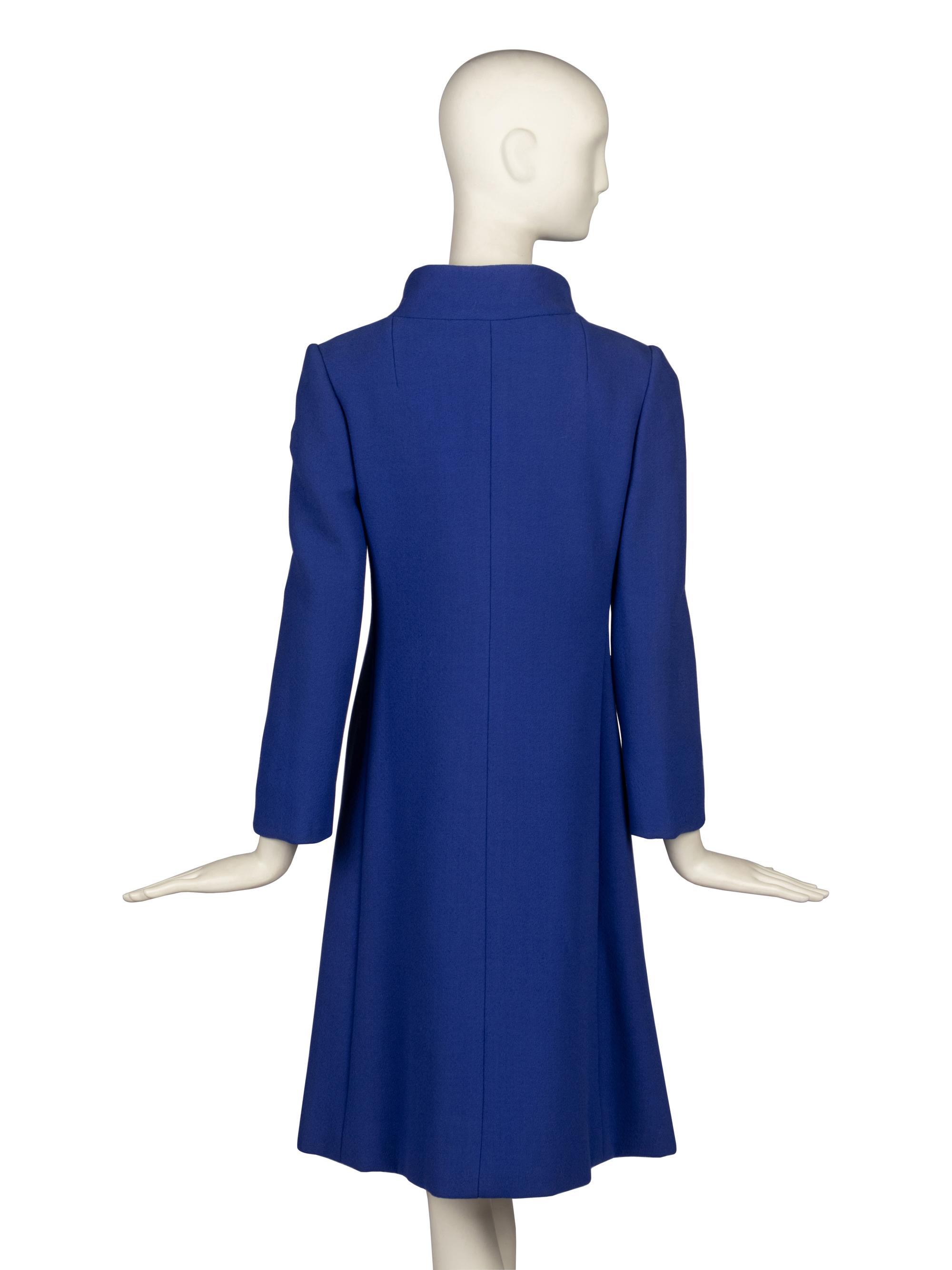 Pauline Trigère, Blue Swing Coat