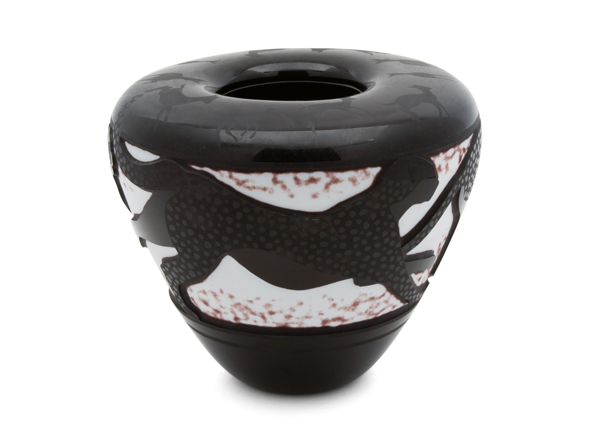 A Valerie Surjan Cameo Glass Cheetah Vase — 20TH CENTURY