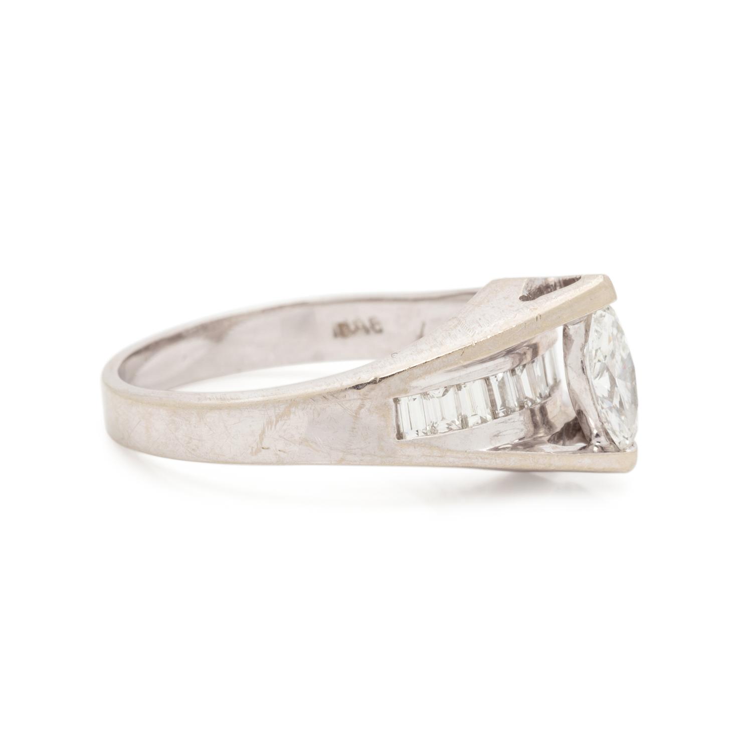 DIAMOND RING