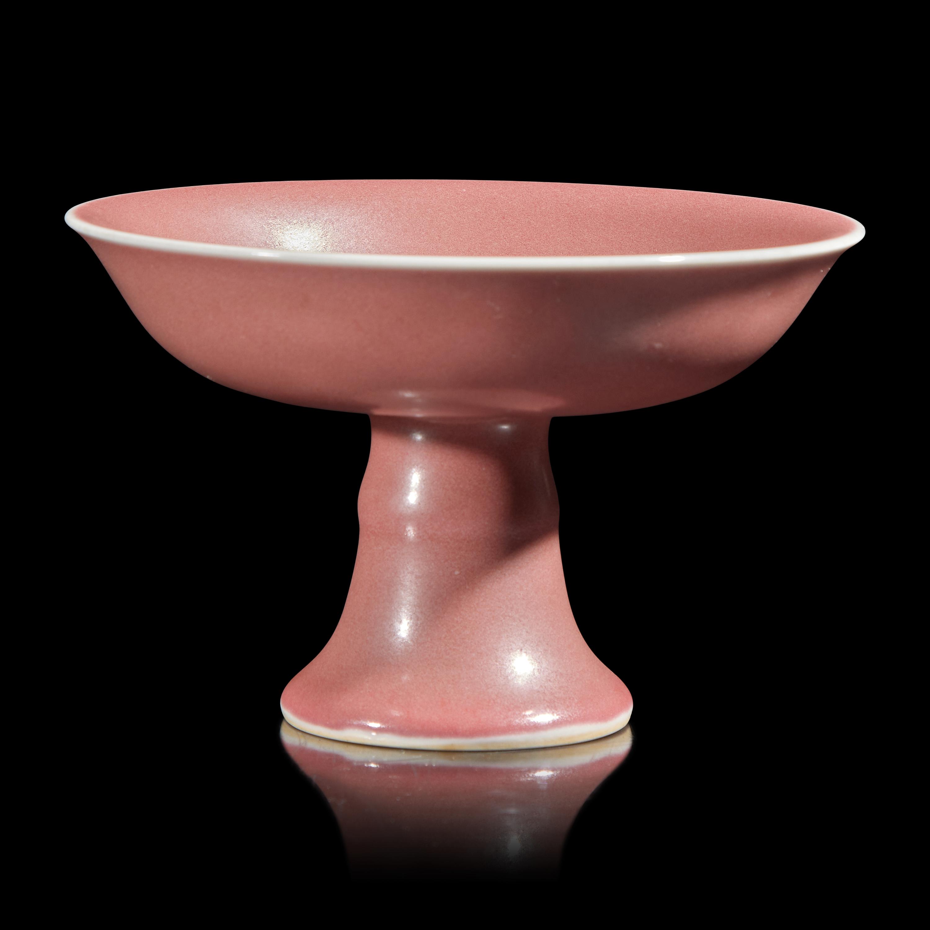 A Chinese Red Glaze Stemcup, Qianlong Mark — 乾隆款 紅釉高足盌