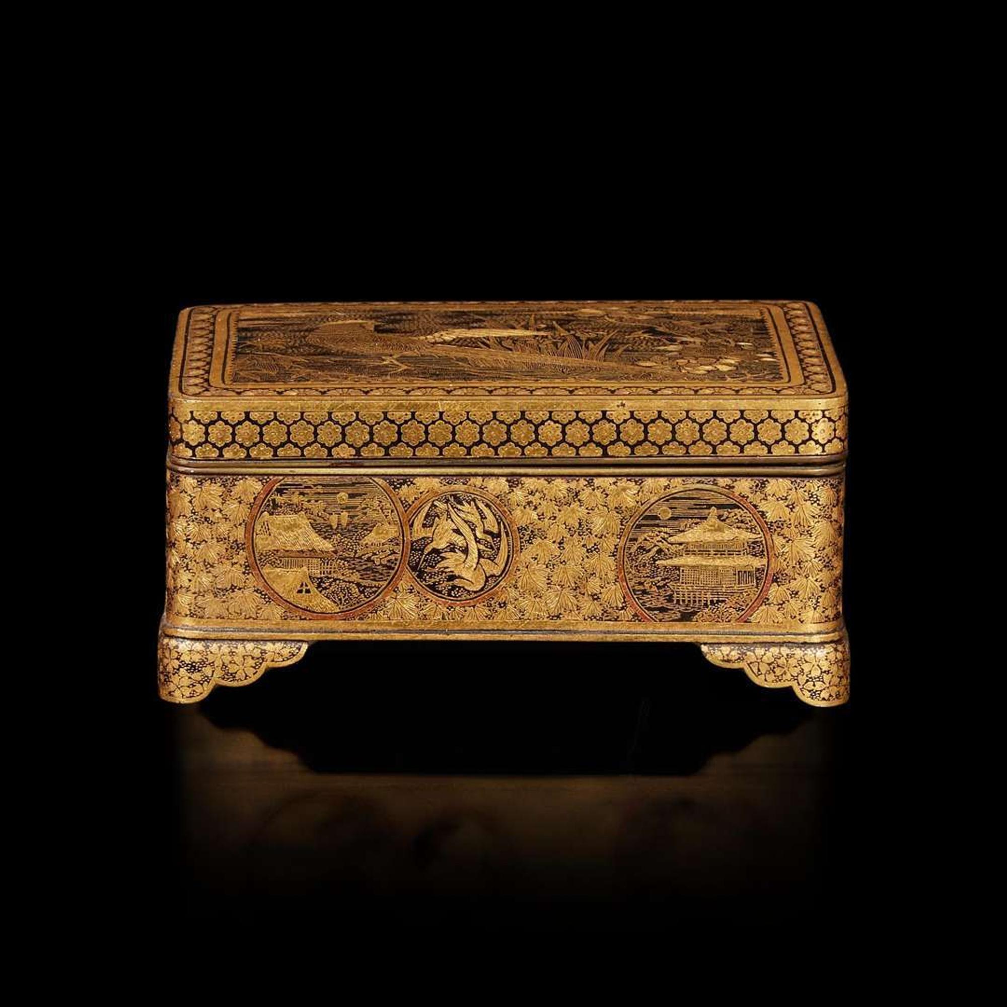 A small Komai, Kyoto gold-inlaid iron box 日本鉗金鐵盒 Meiji period ??