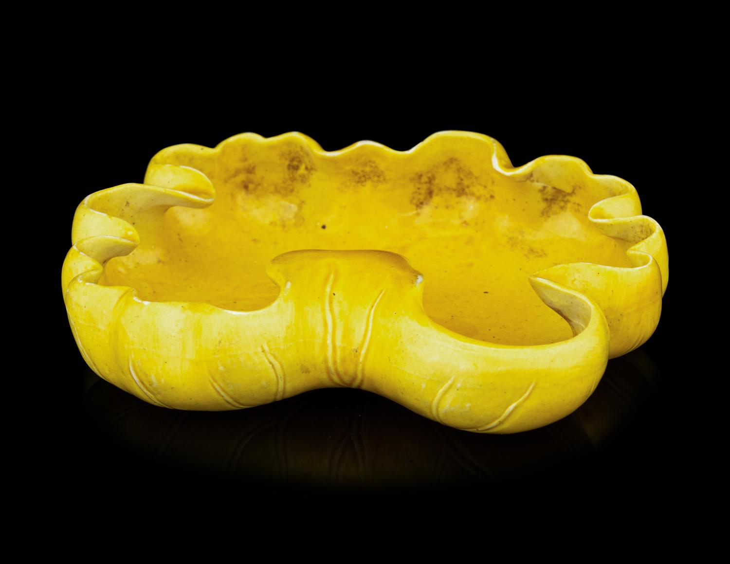 A Chinese Yellow Glazed Porcelain Lotus Leaf-Form Ink Palette