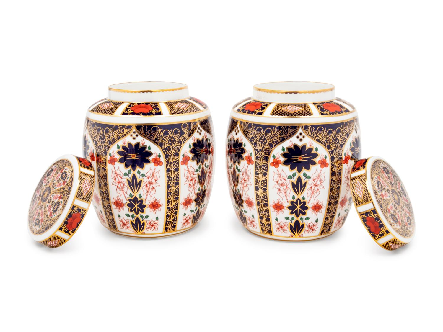 A Royal Crown Derby Porcelain Dessert Service