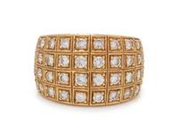 YELLOW GOLD AND DIAMOND RING