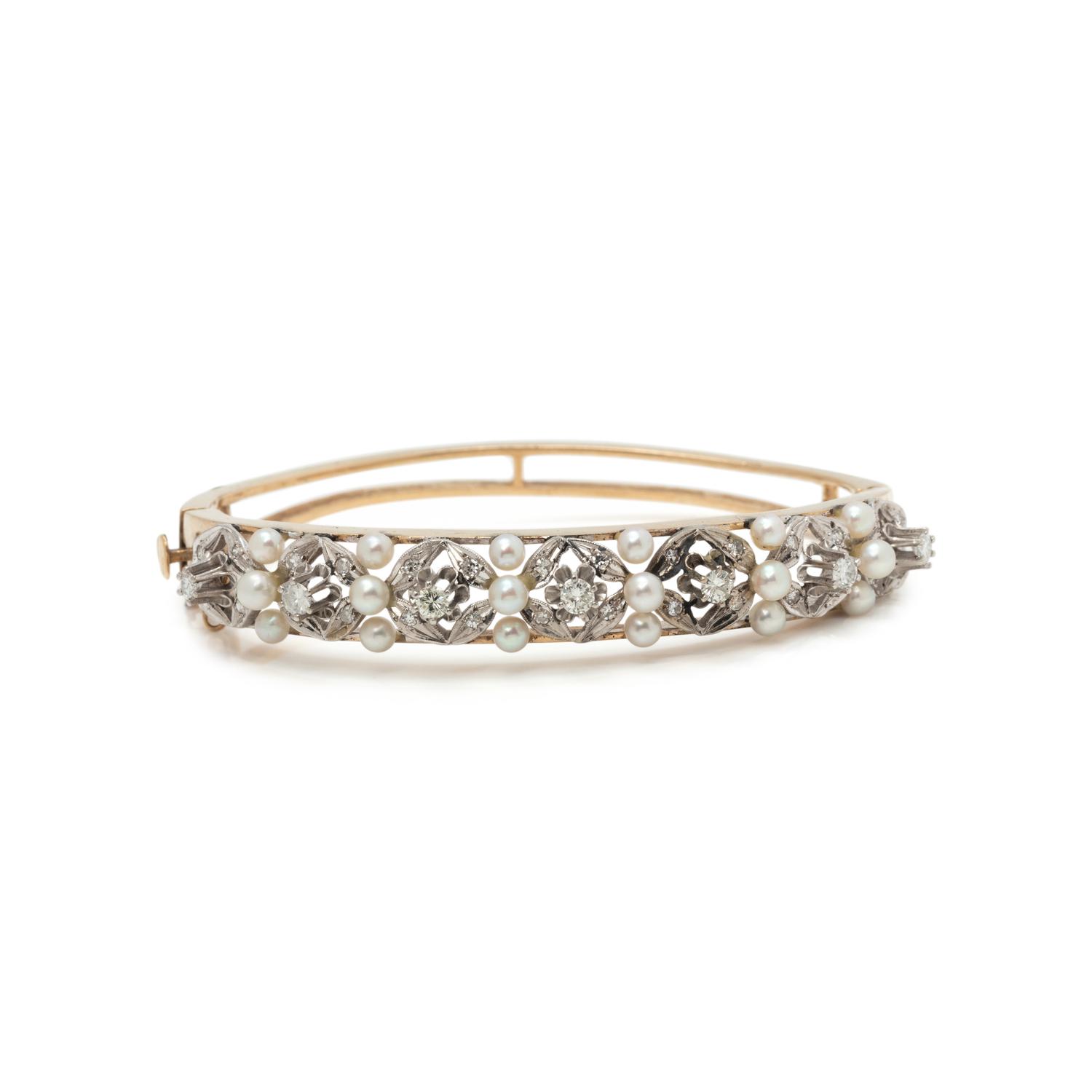 DIAMOND AND CULTURED PEARL BANGLE BRACELET