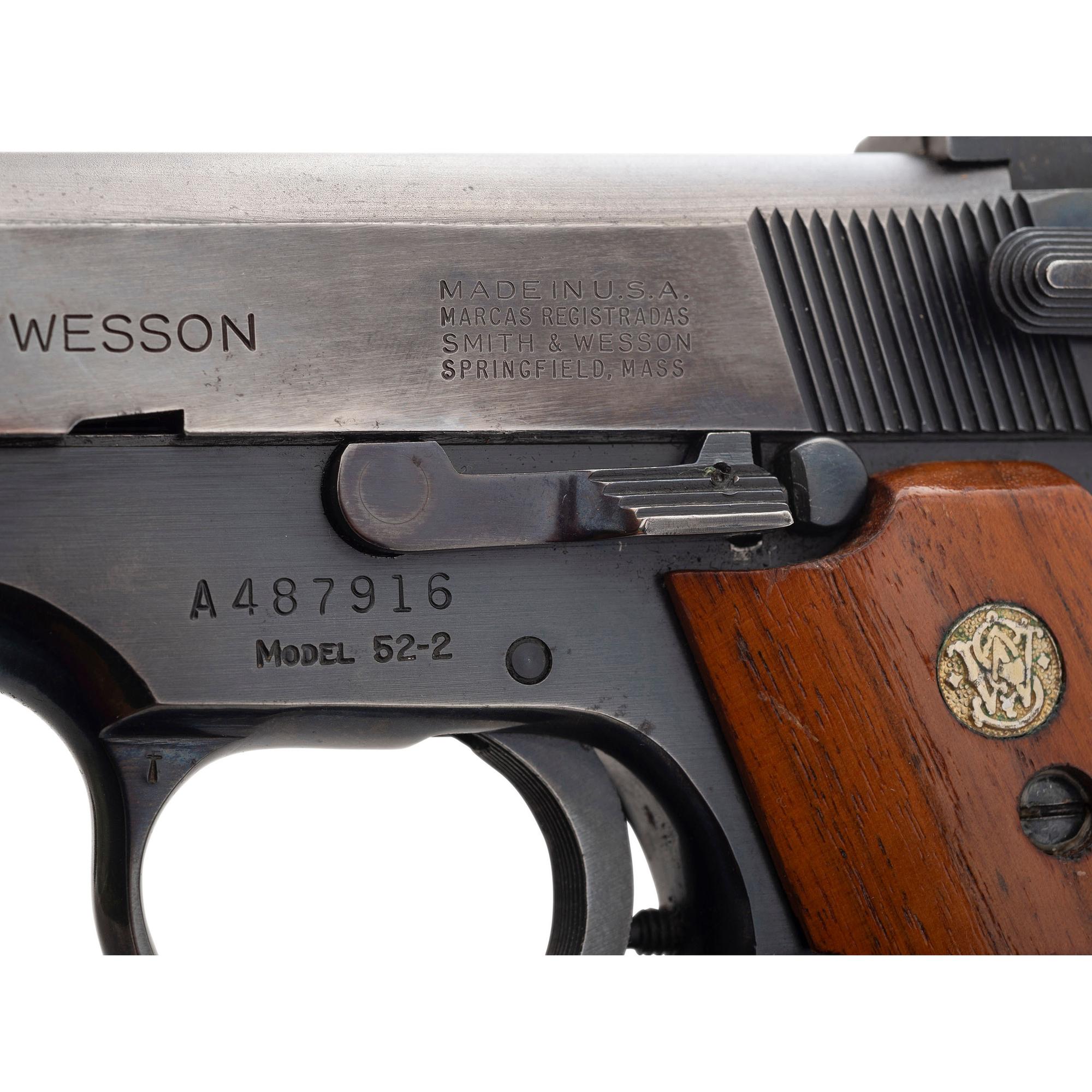 *Smith & Wesson Model 52-2 with Barrel Weight