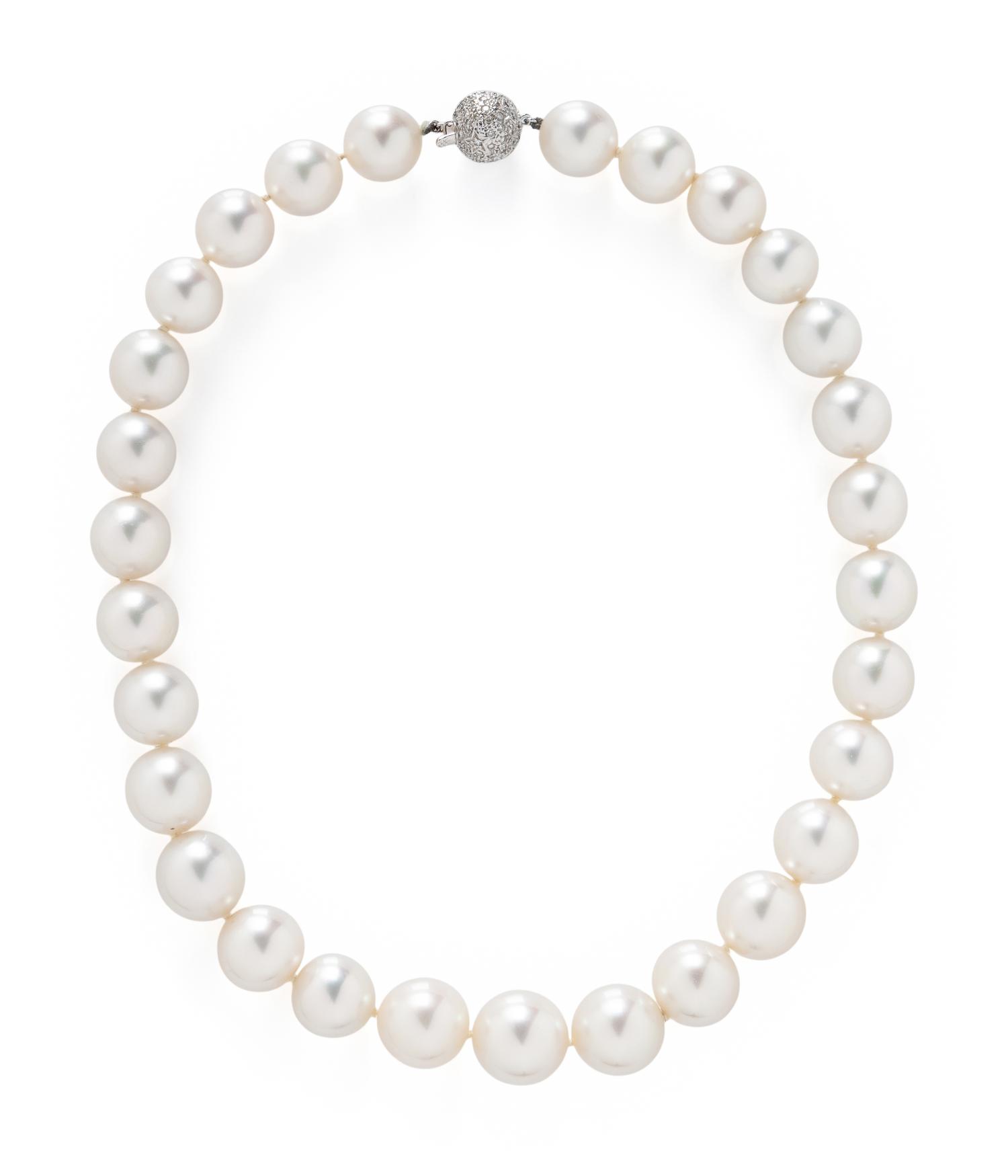 CULTURED PEARL AND DIAMOND NECKLACE