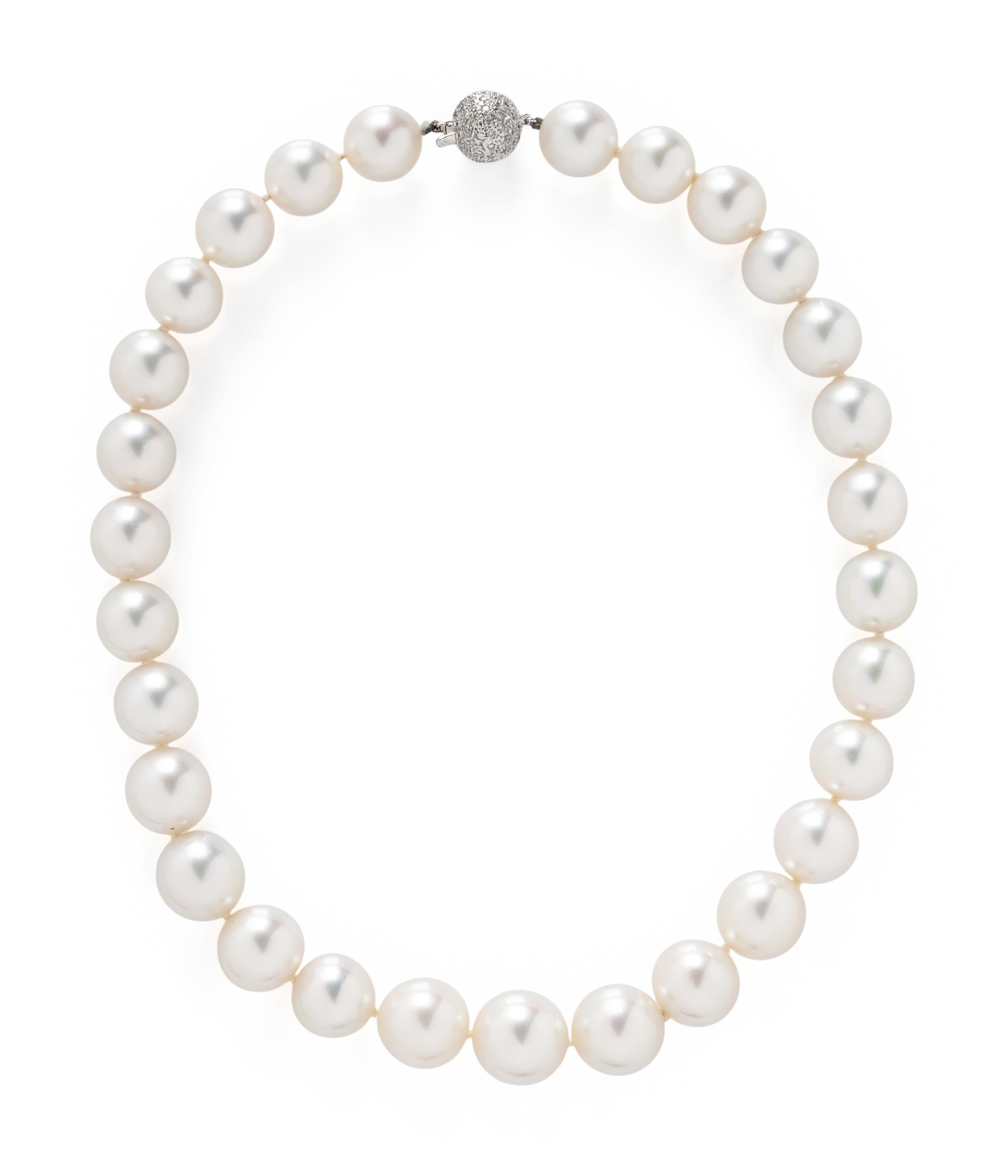 CULTURED PEARL AND DIAMOND NECKLACE