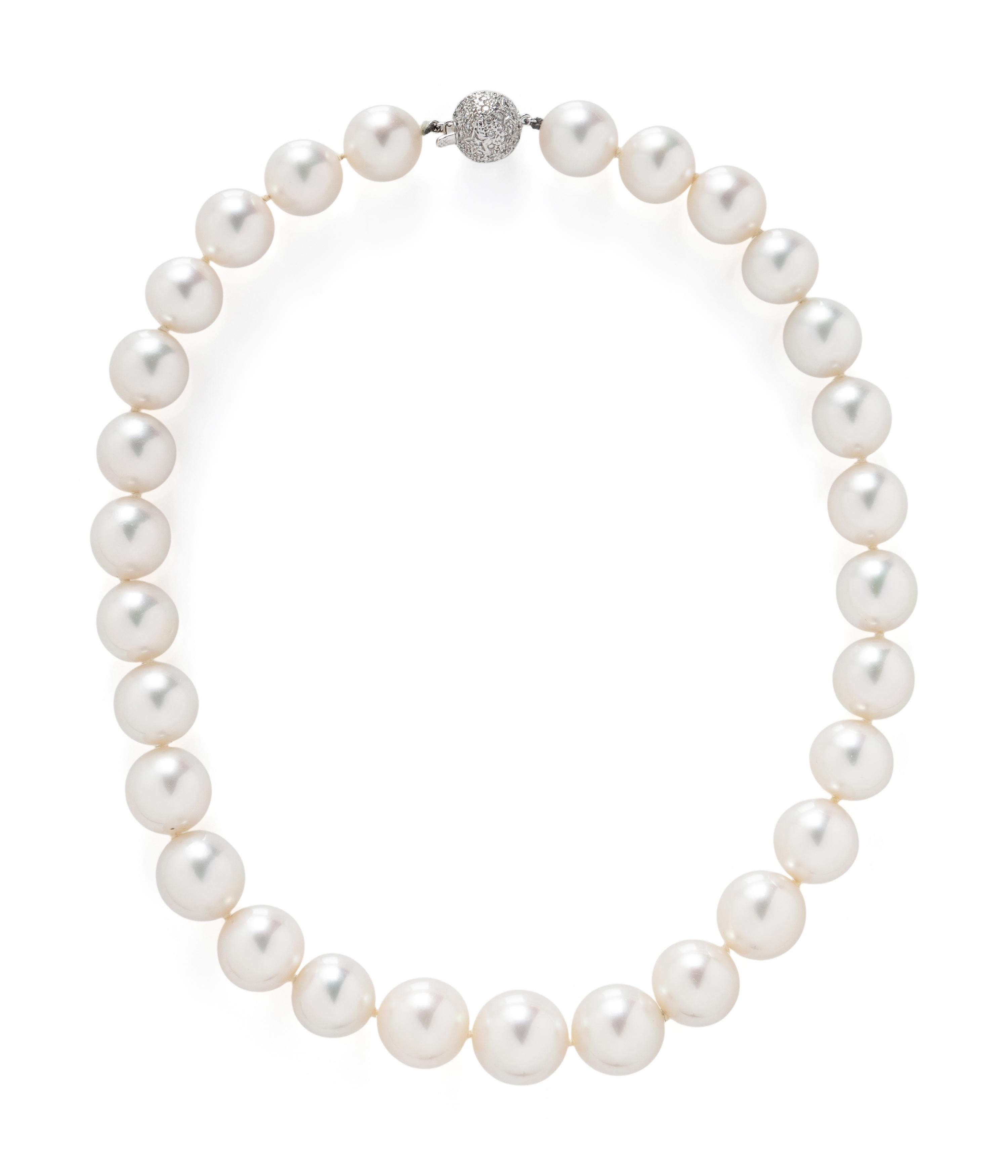 CULTURED PEARL AND DIAMOND NECKLACE