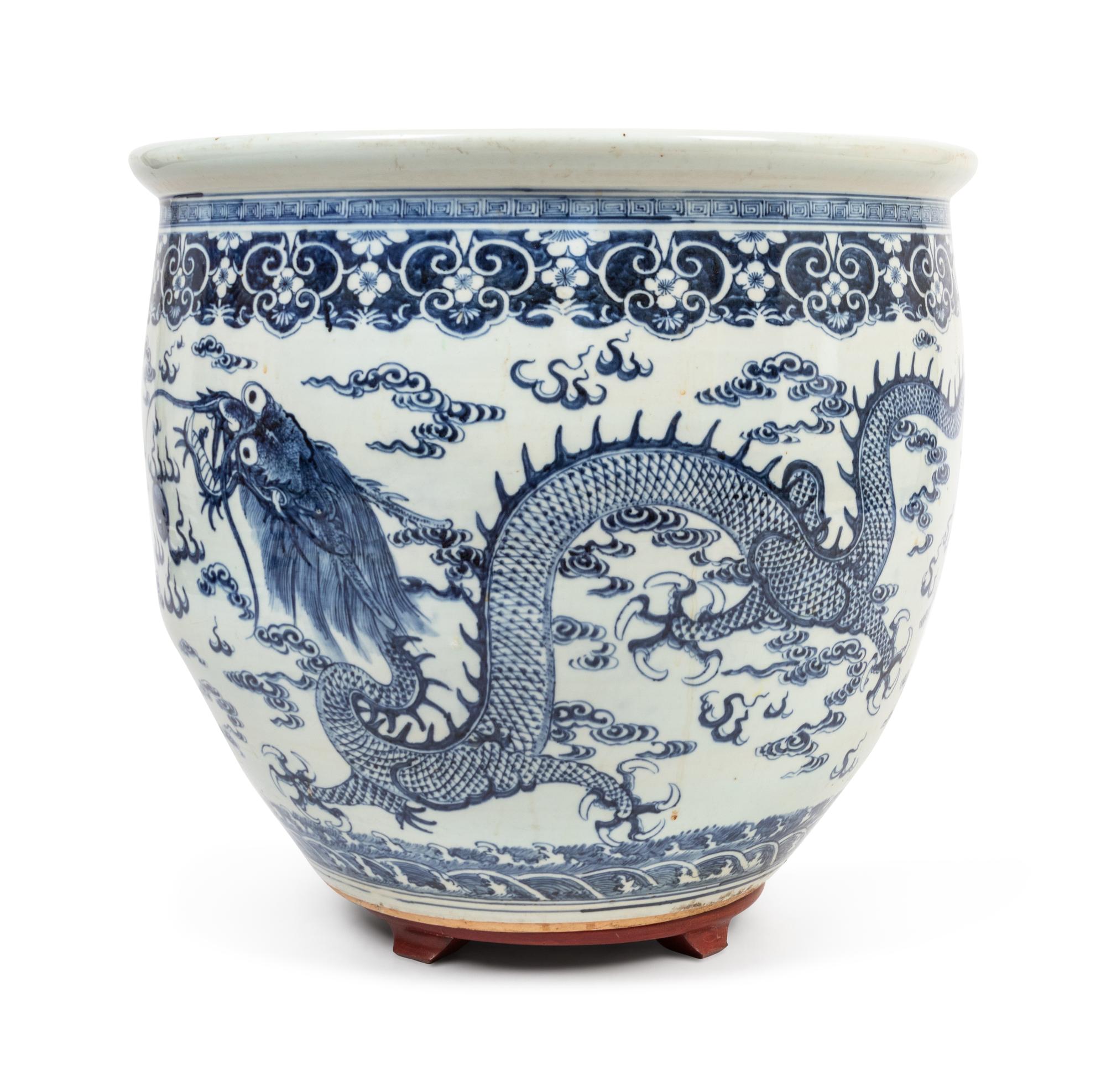 A Chinese Blue and White Porcelain Jardinière