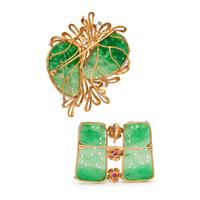 COLLECTION OF YELLOW GOLD AND JADE BROOCHES