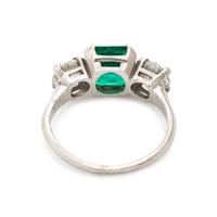 EMERALD AND DIAMOND RING