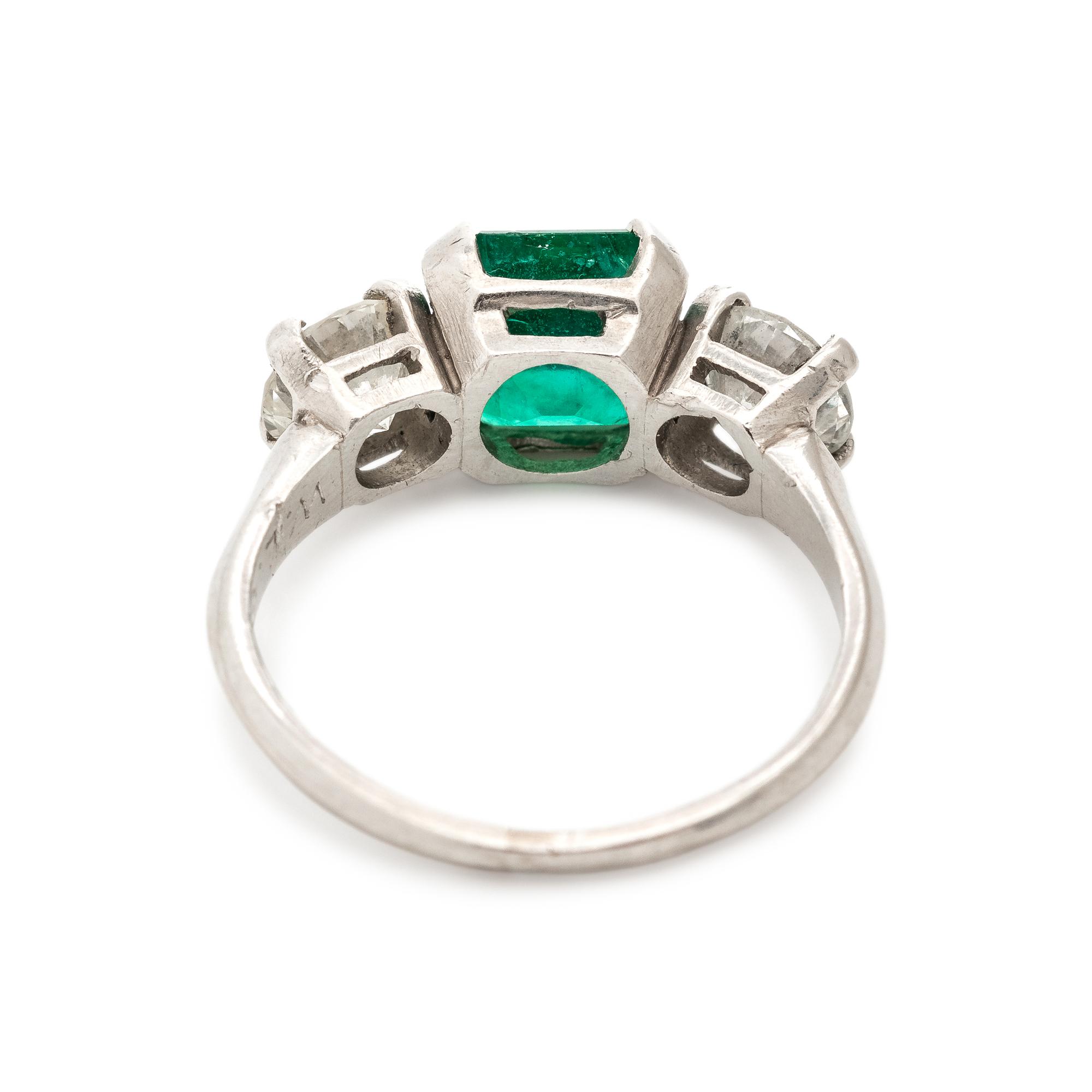 EMERALD AND DIAMOND RING