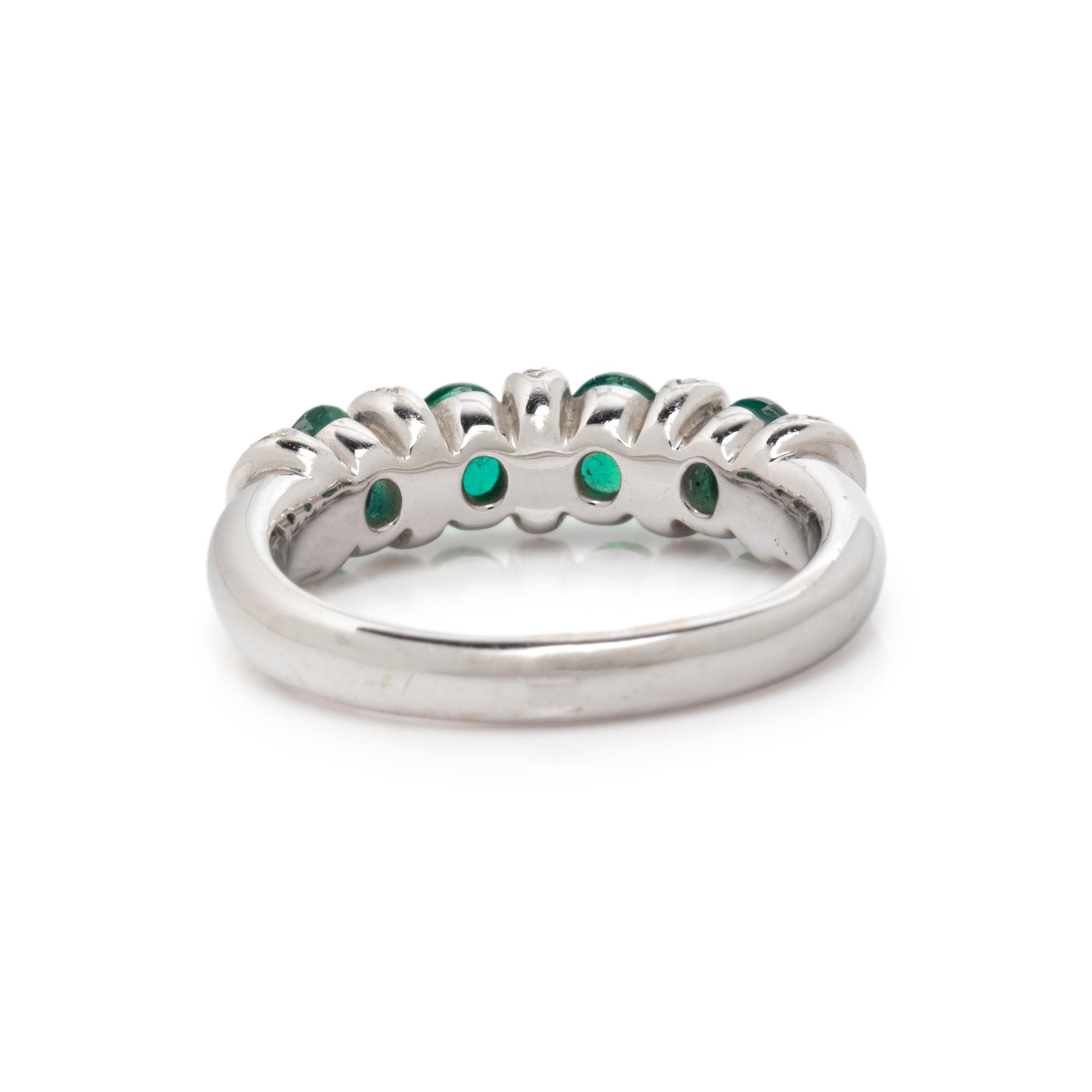 EMERALD AND DIAMOND RING