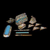 A Set of Chinese Cloisonné Enamel Scholar's Objects, 20th Century — 近代 掐絲琺琅文具一組