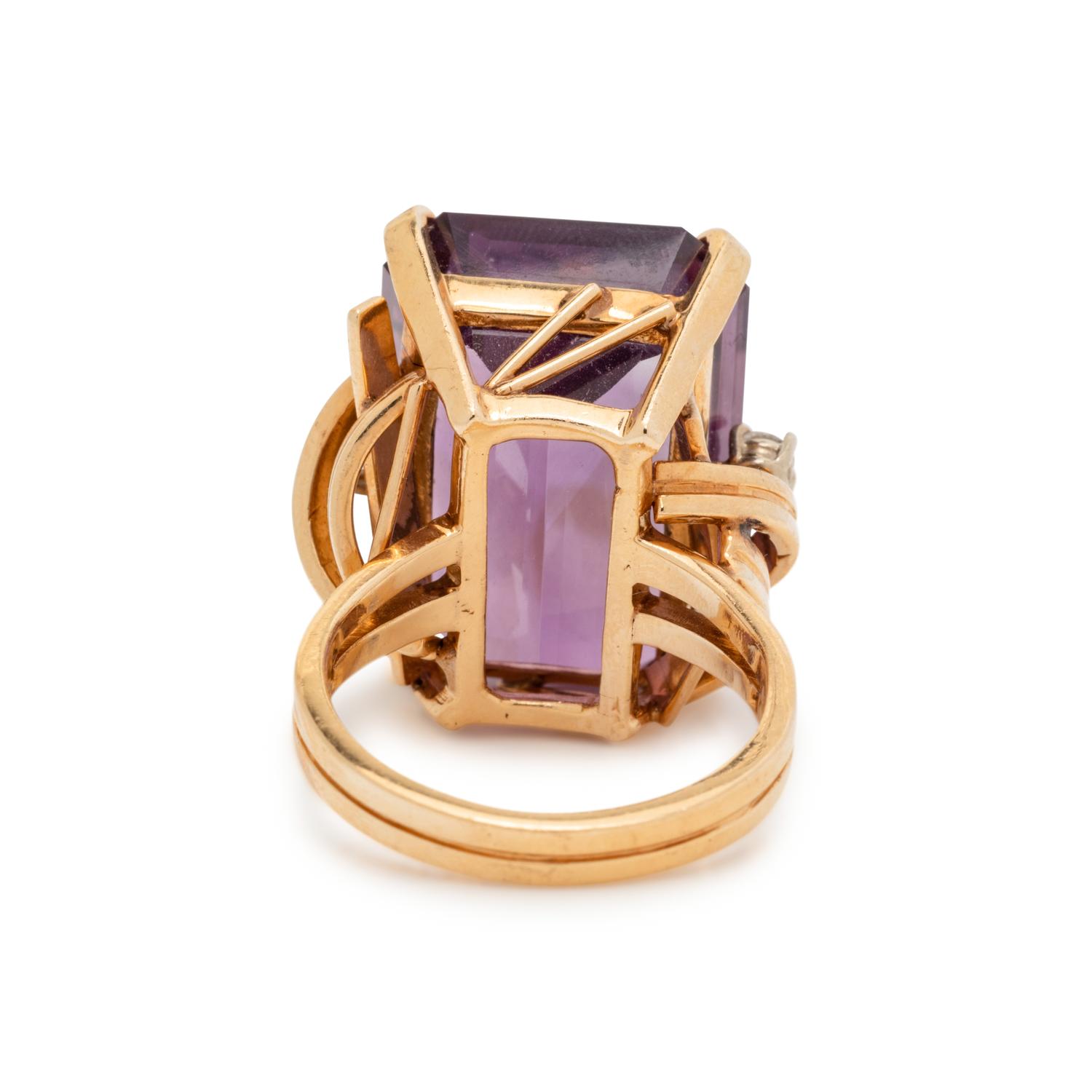 AMETHYST AND DIAMOND RING