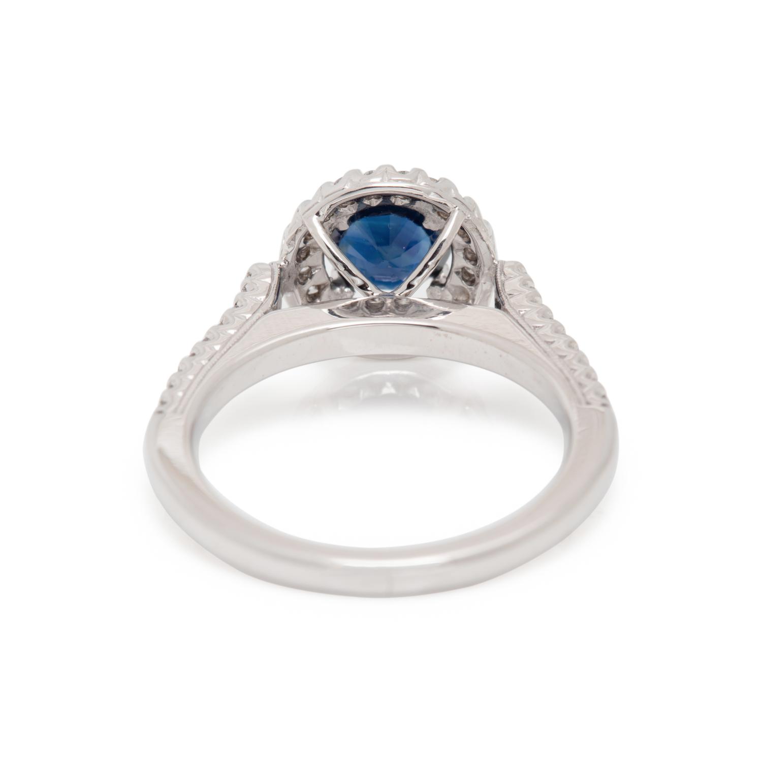 SAPPHIRE AND DIAMOND RING