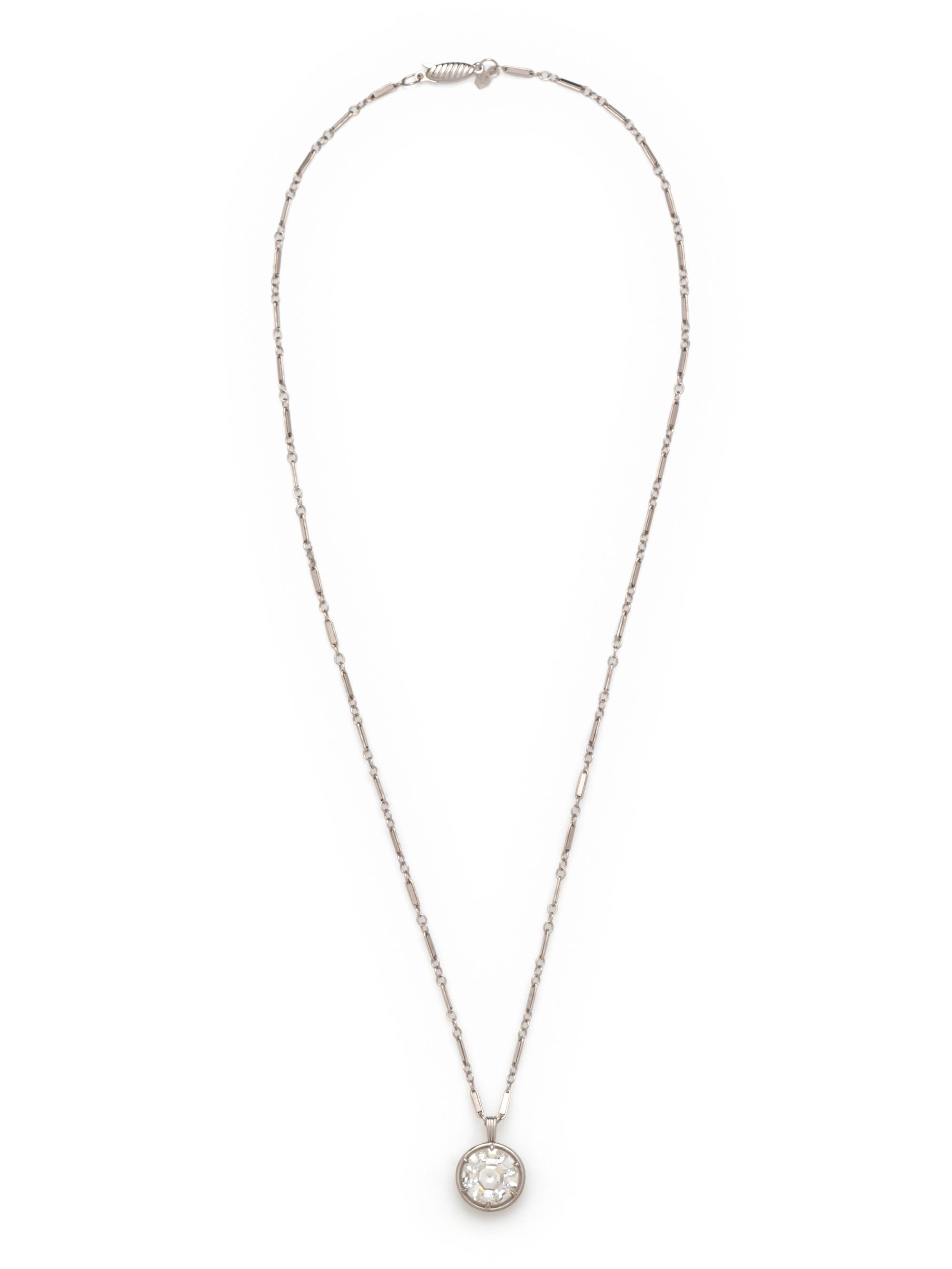 DIAMOND PENDANT/NECKLACE