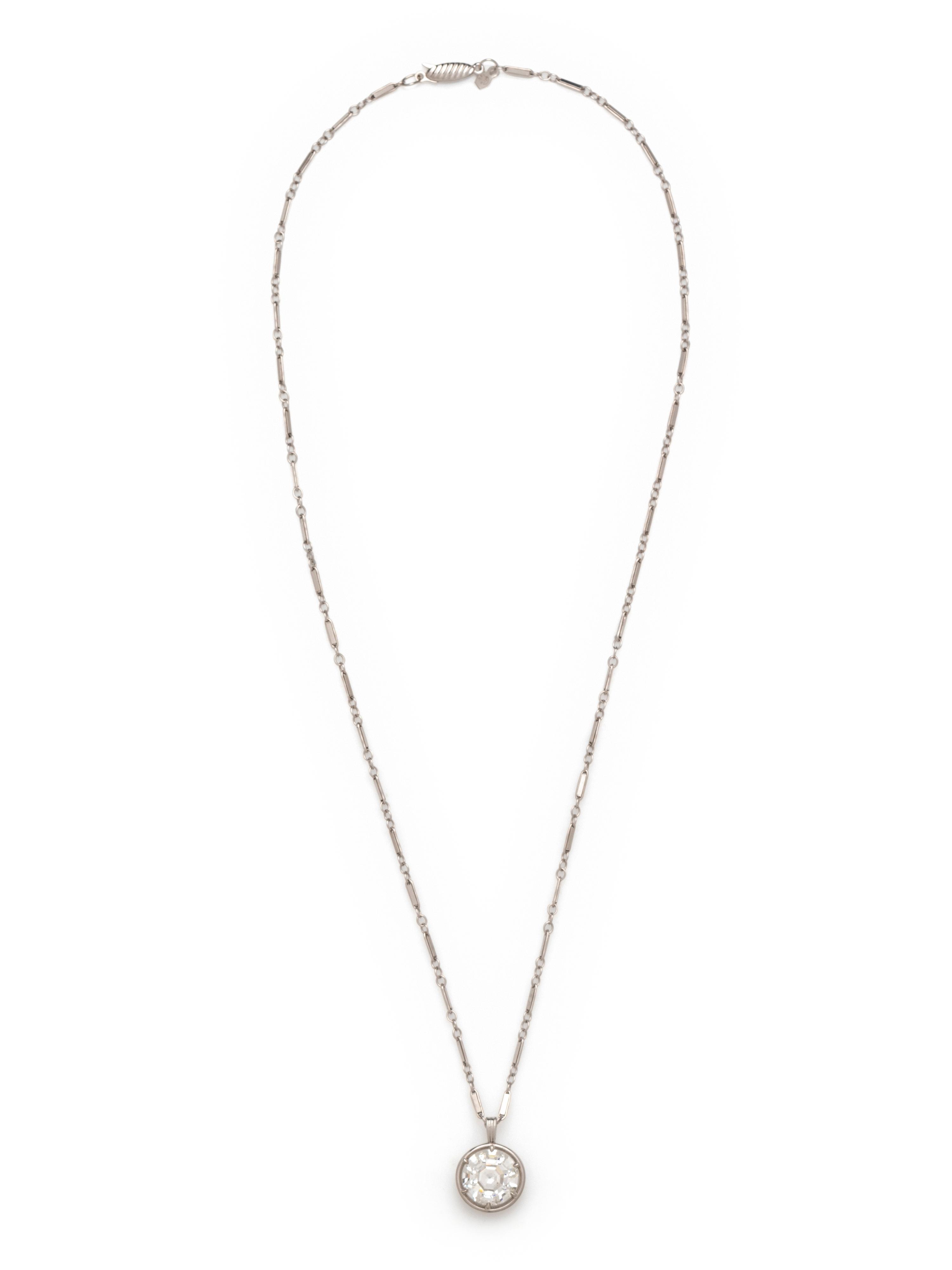 DIAMOND PENDANT/NECKLACE