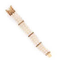 CULTURED PEARL AND YELLOW GOLD BRACELET AND EARRINGS