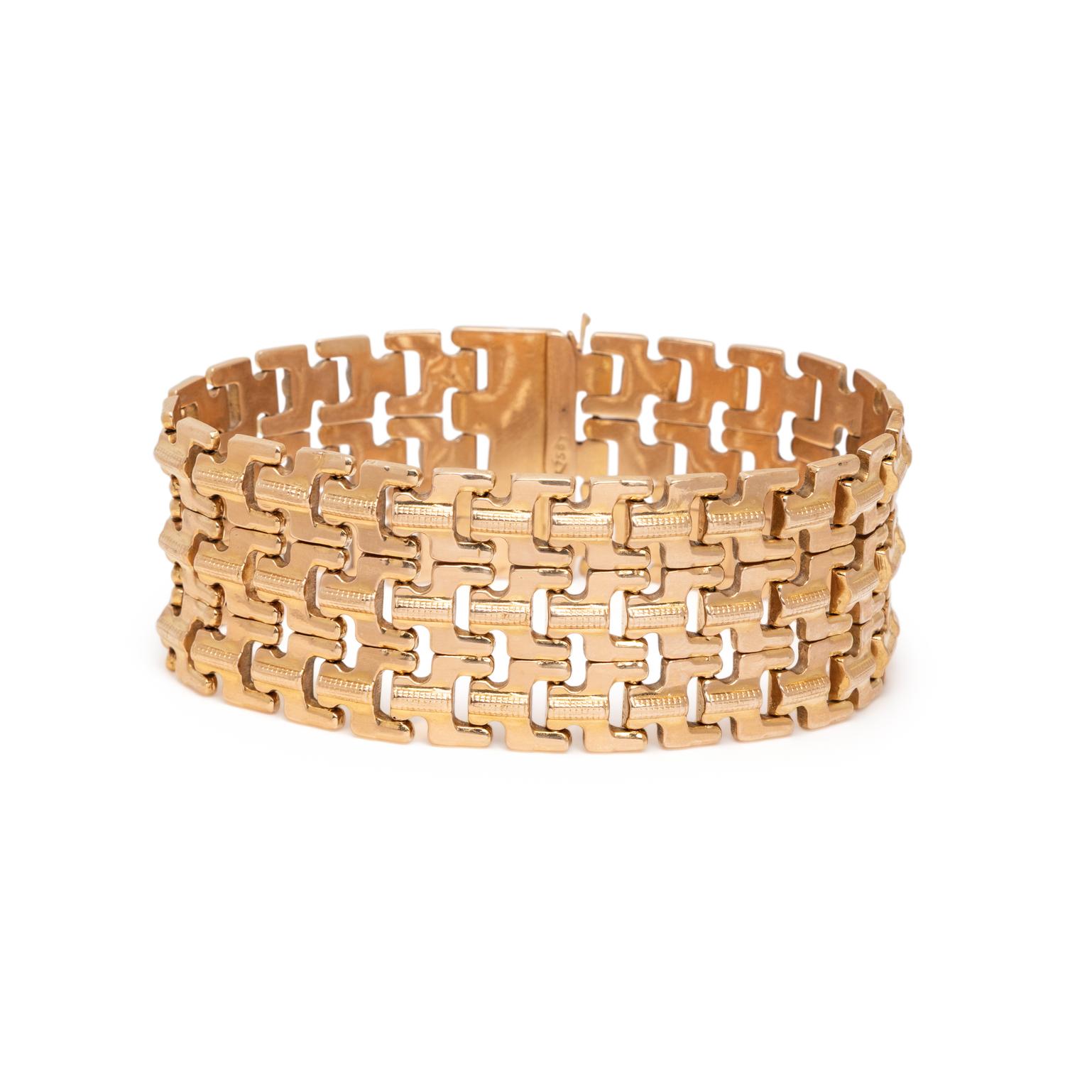ITALIAN, YELLOW GOLD FANCY LINK BRACELET