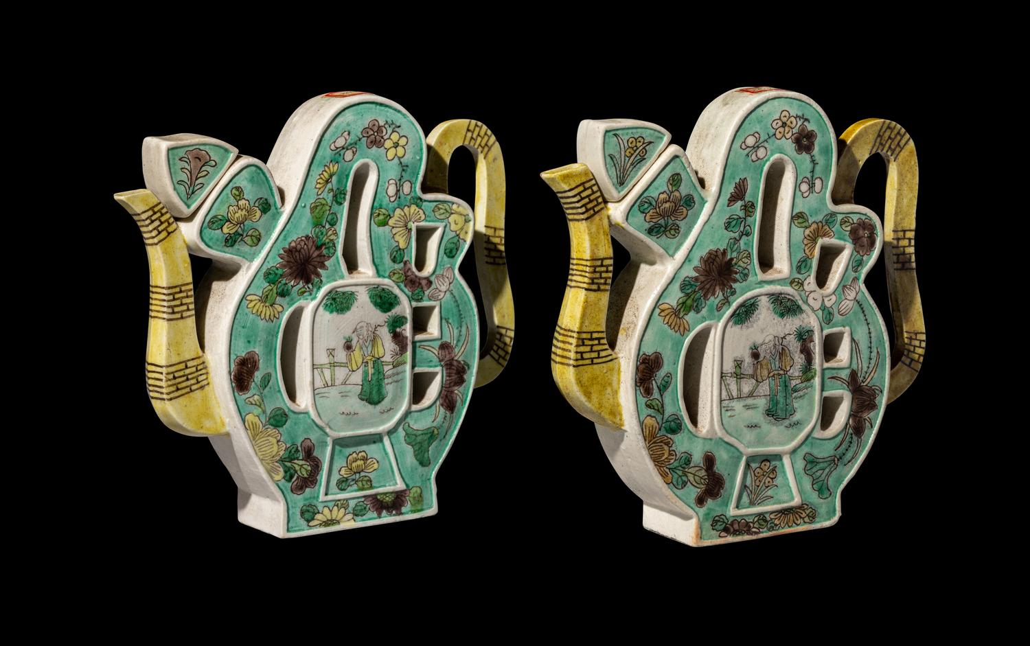 A Pair of Chinese Famille Verte Porcelain Shou Teapots