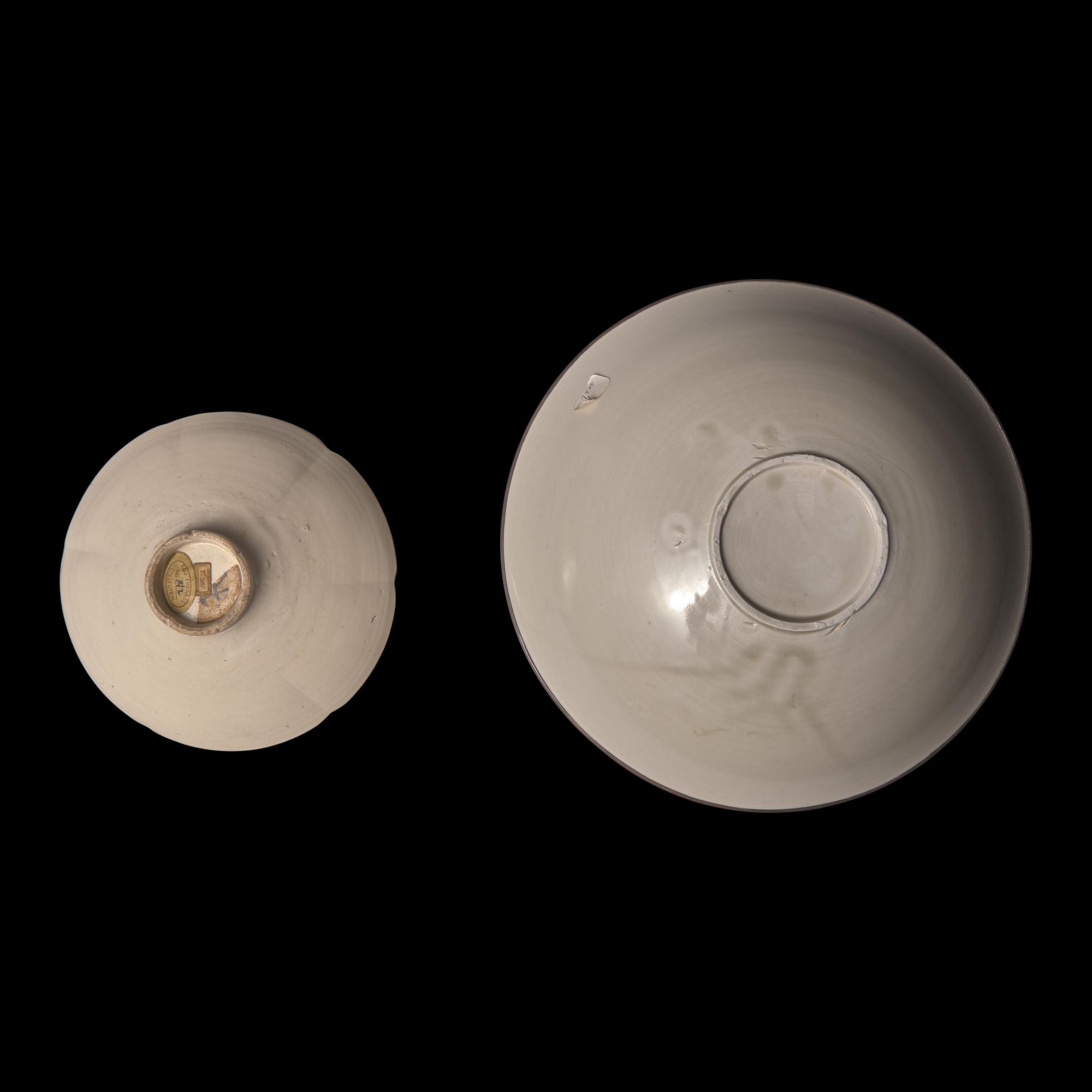A Chinese Whiteware Foliate Bowl and a Dingyao Style Incised Bowl 白釉碗兩件