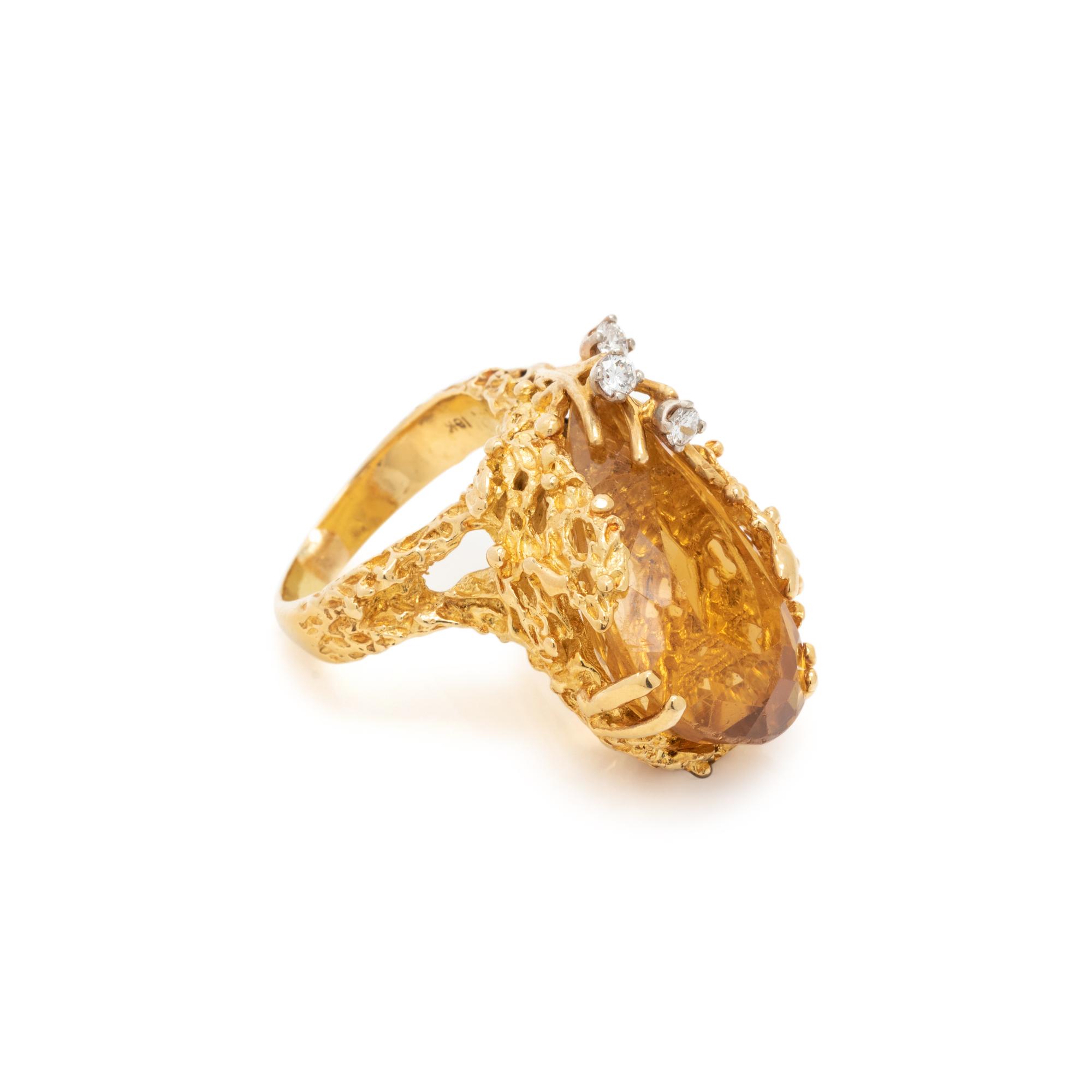 YELLOW GOLD, CITRINE AND DIAMOND RING