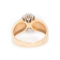 YELLOW GOLD AND DIAMOND RING