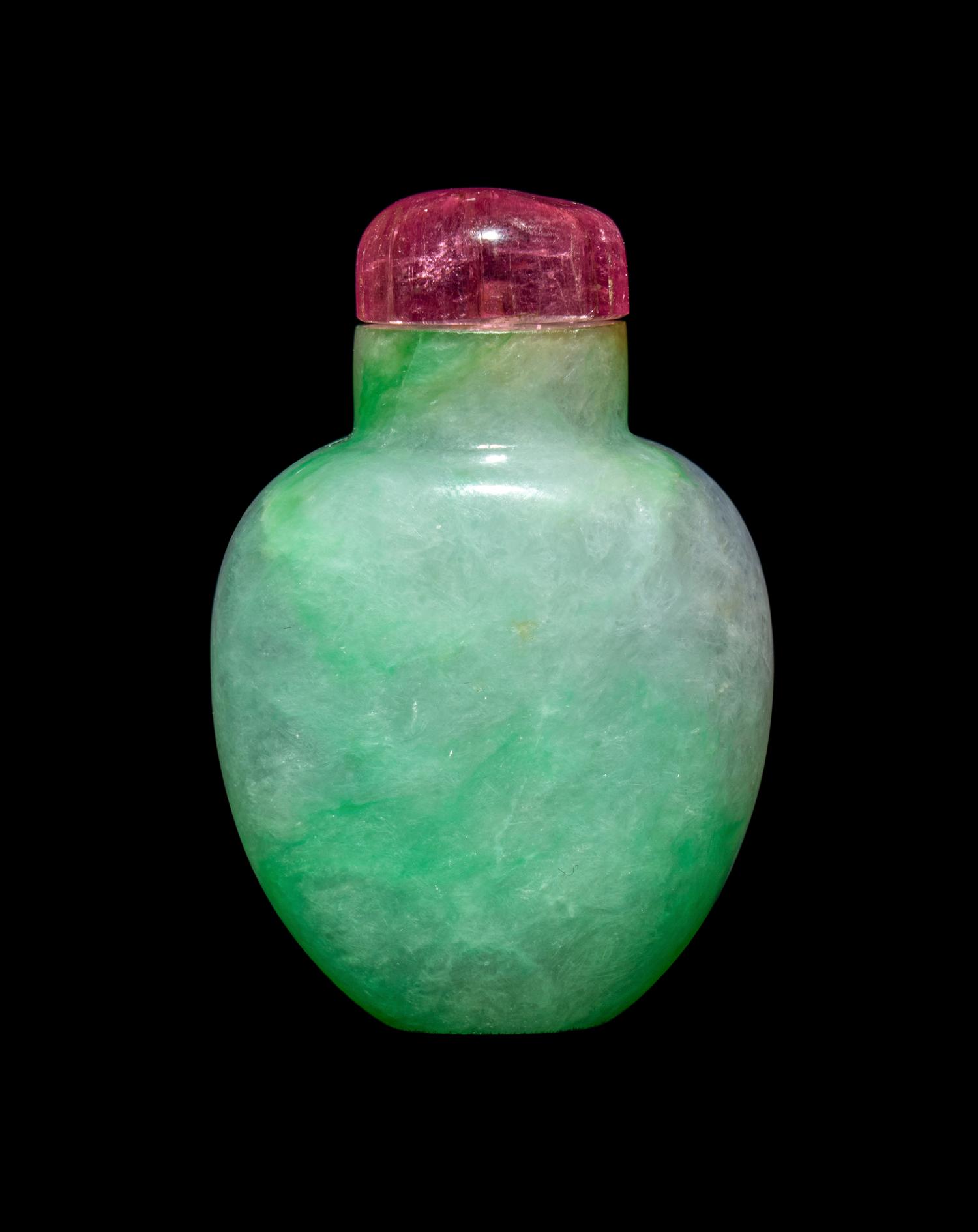 A Chinese Green and Lavender Jadeite Snuff Bottle